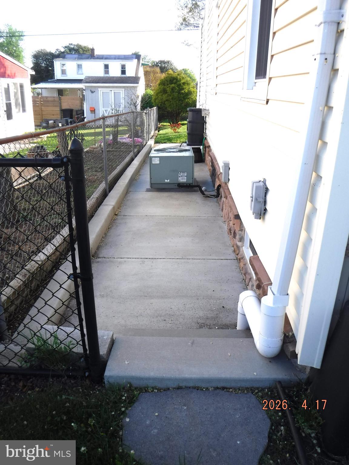 EASTERN TERRACE - Residential