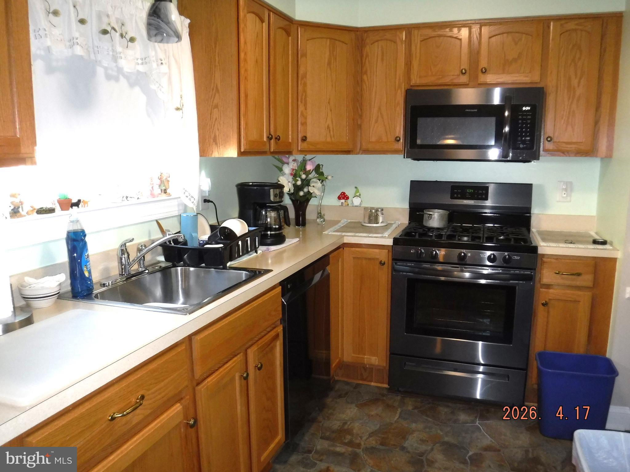 EASTERN TERRACE - Residential