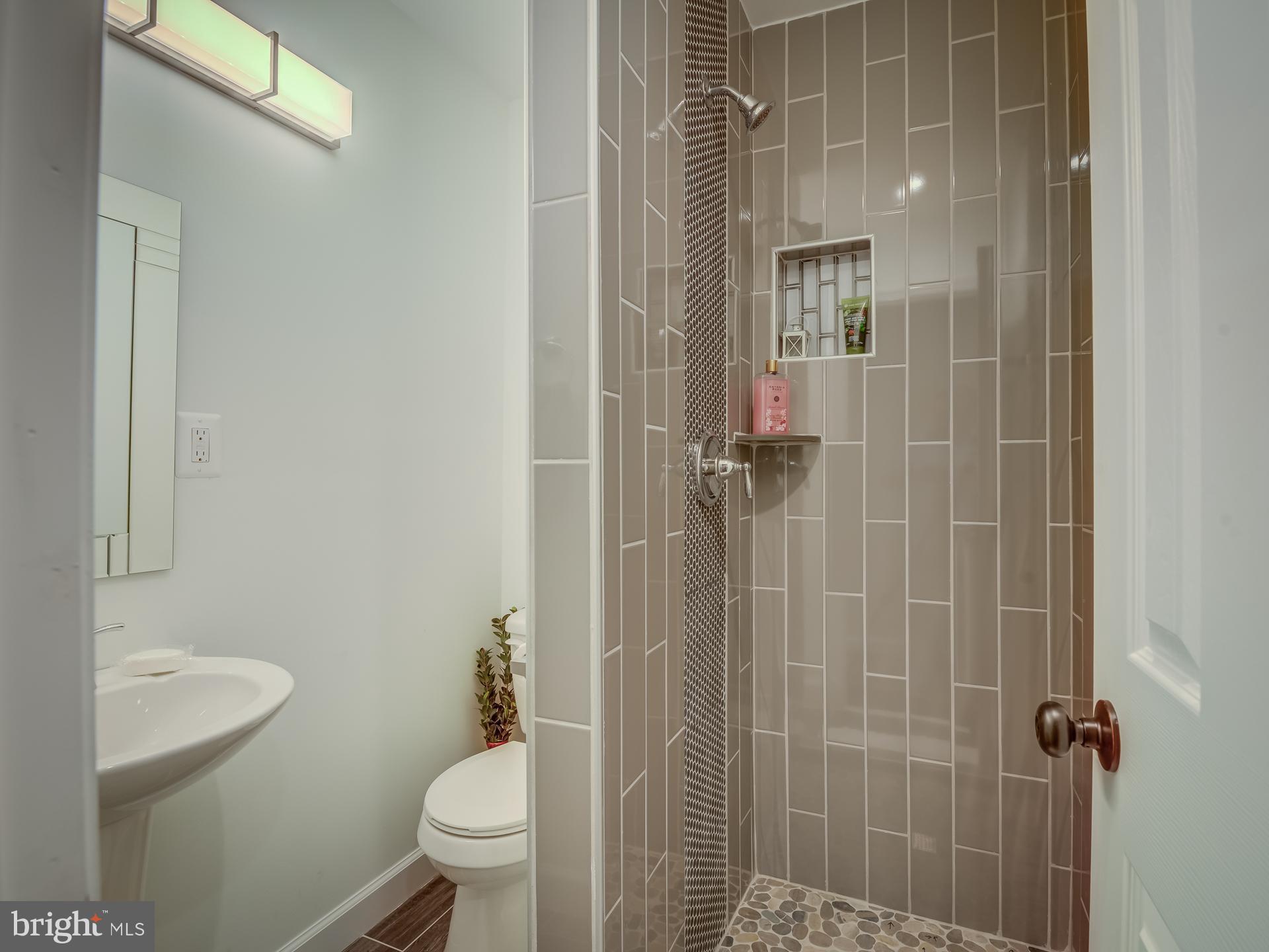 PEPPER MILL VILLAGE - Residential