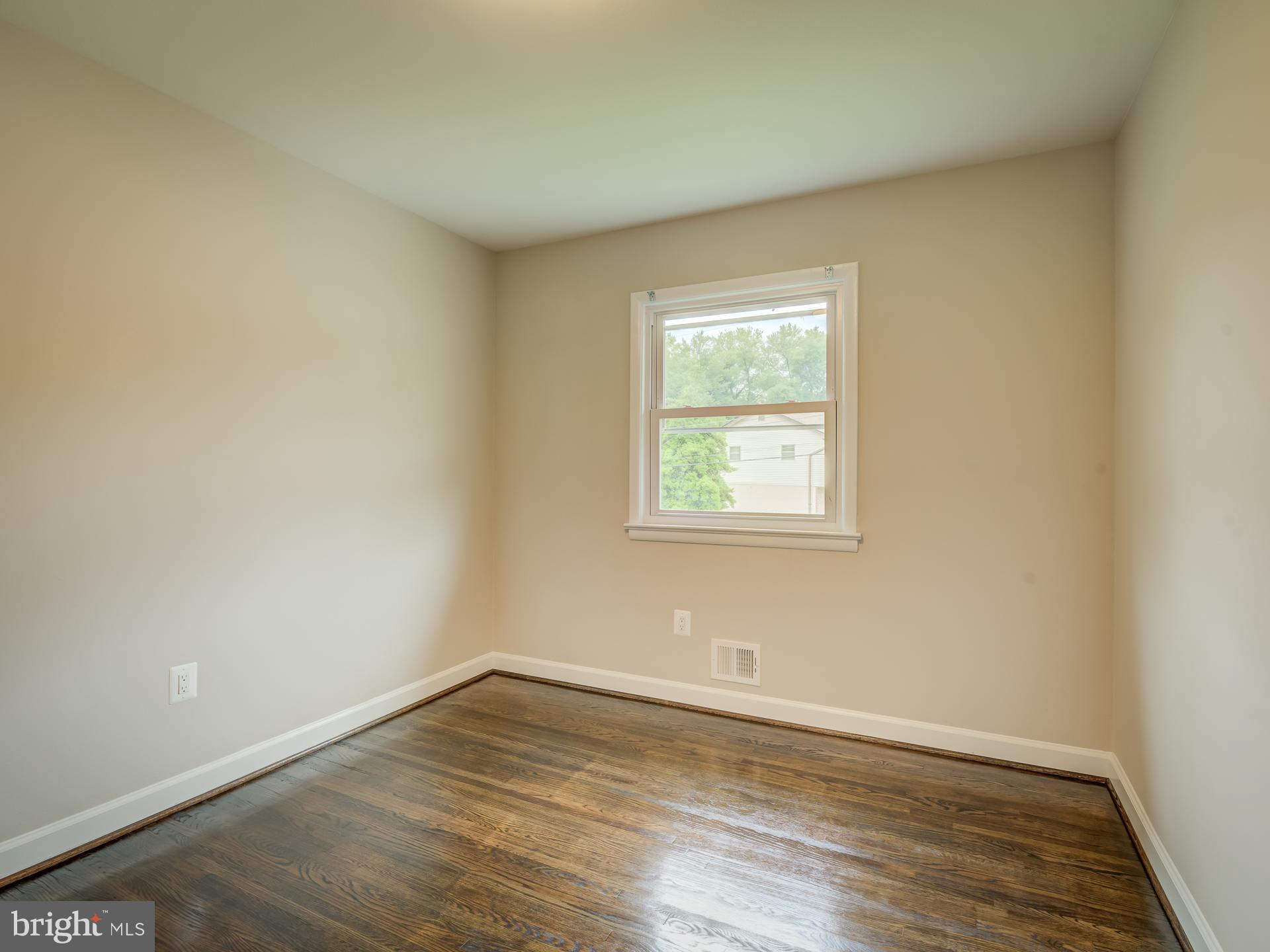 PEPPER MILL VILLAGE - Residential