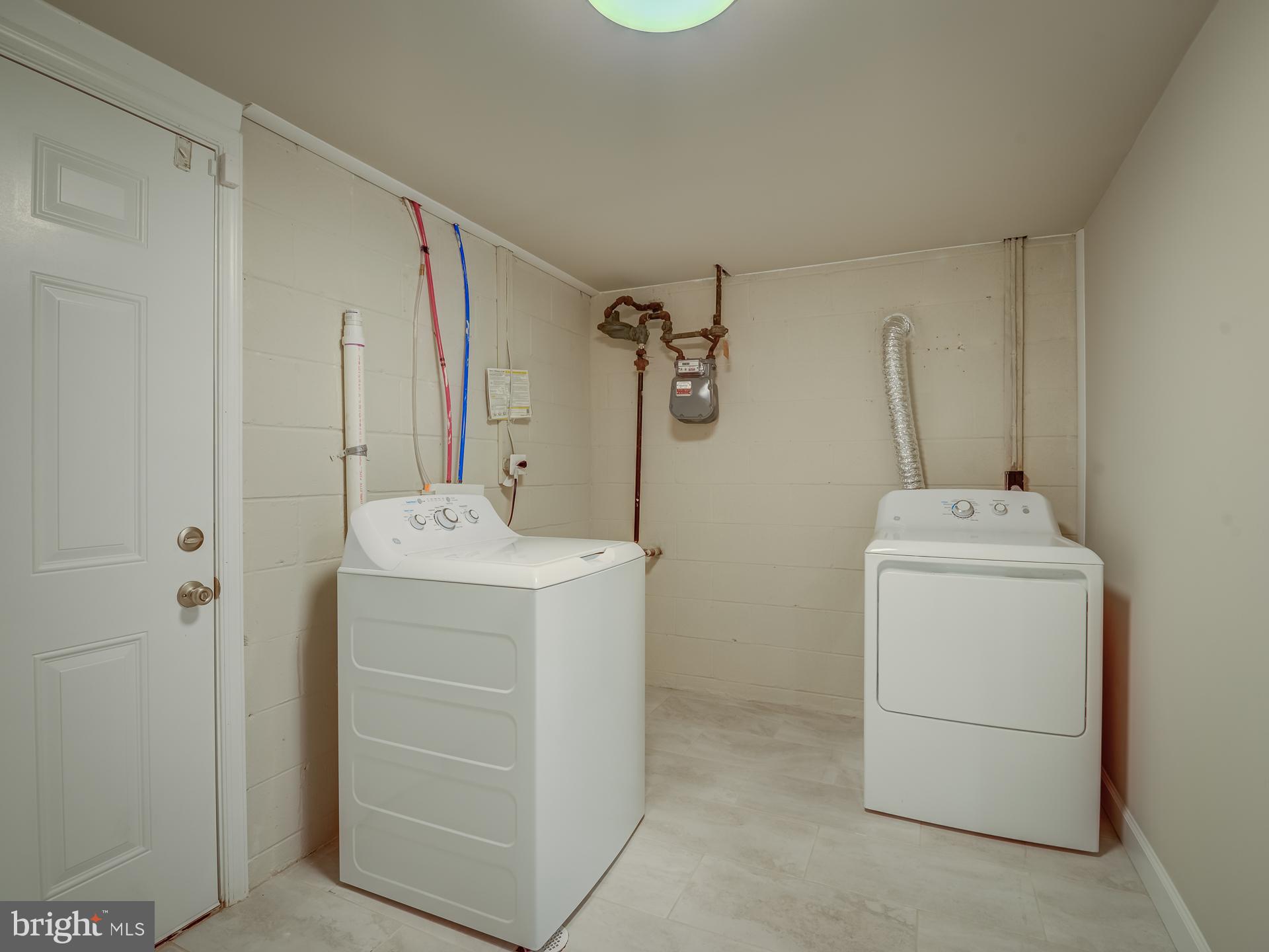 PEPPER MILL VILLAGE - Residential