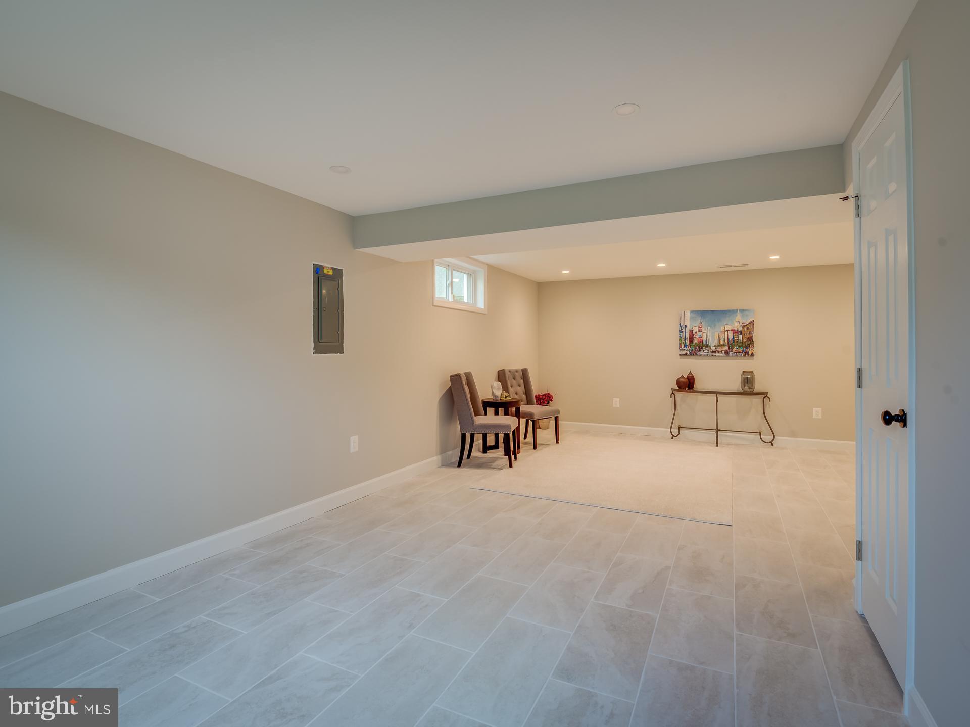 PEPPER MILL VILLAGE - Residential