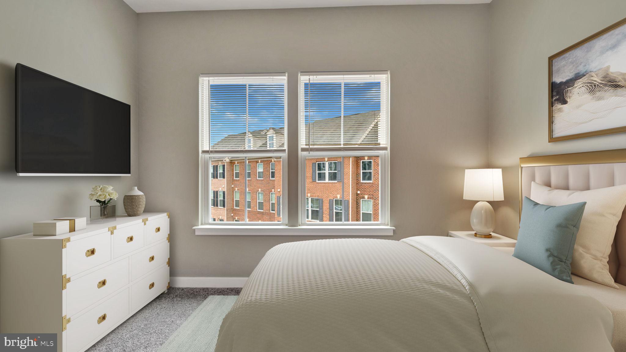 WESTCHESTER SQUARE - Residential