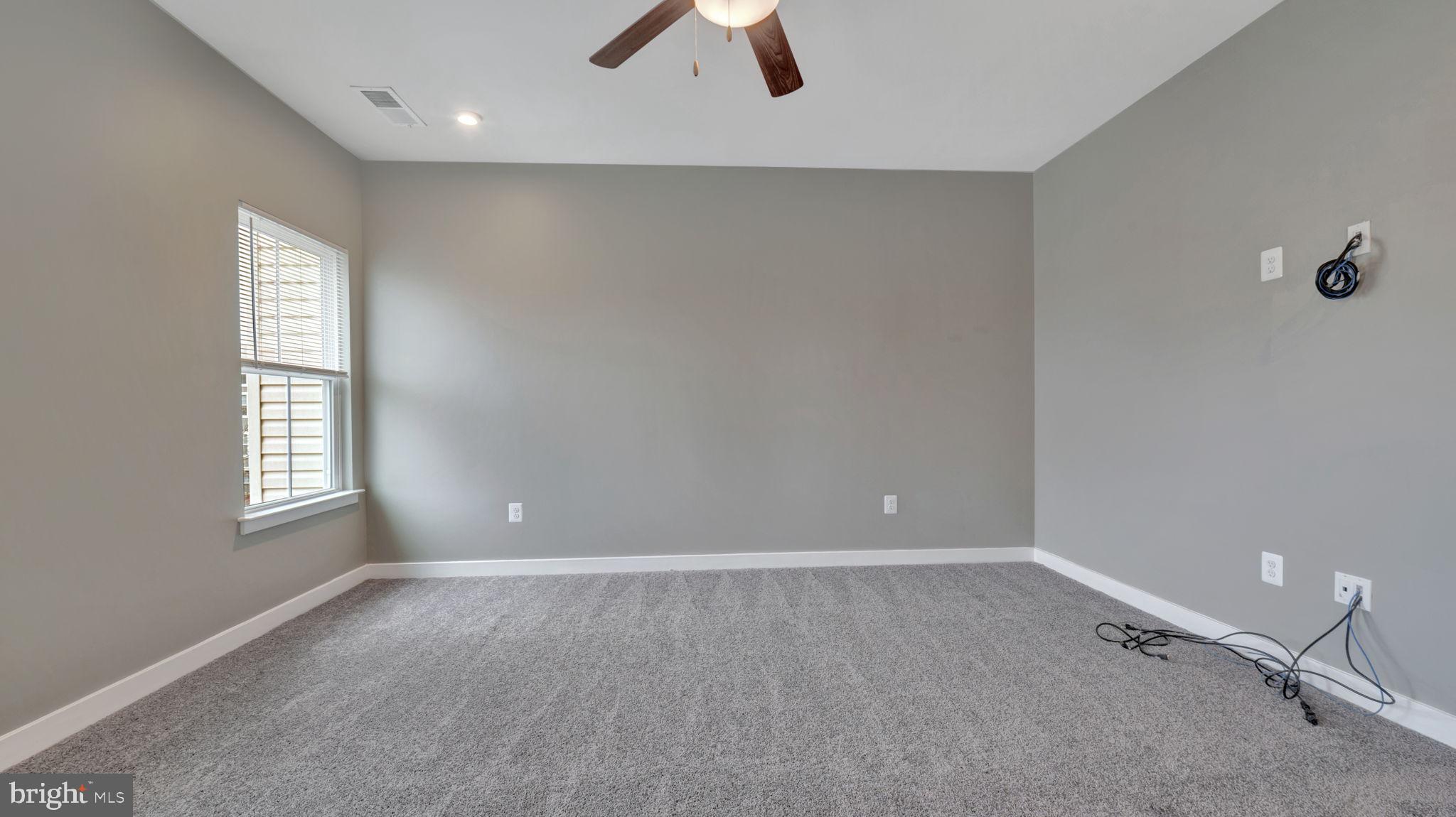 WESTCHESTER SQUARE - Residential