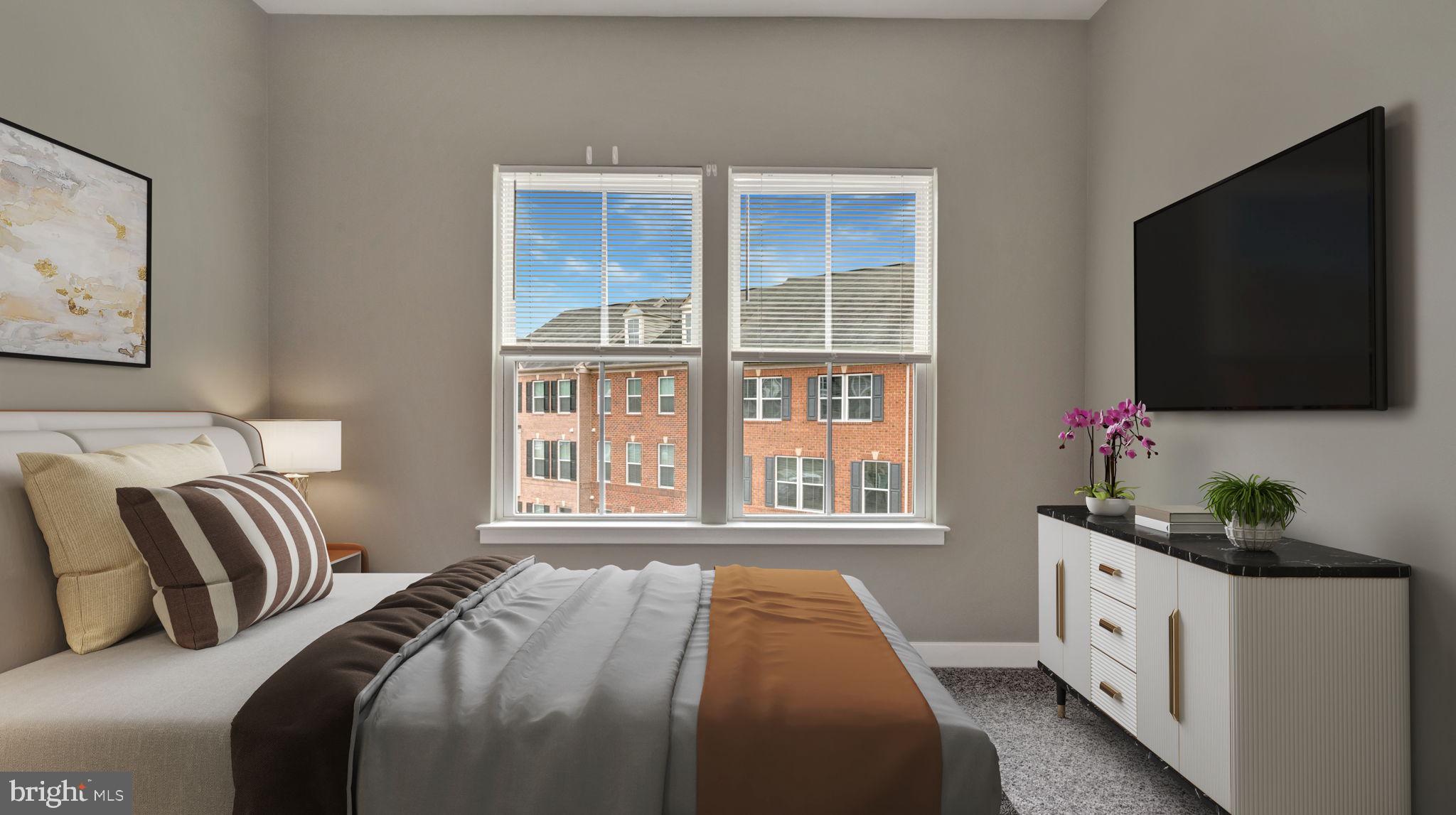 WESTCHESTER SQUARE - Residential