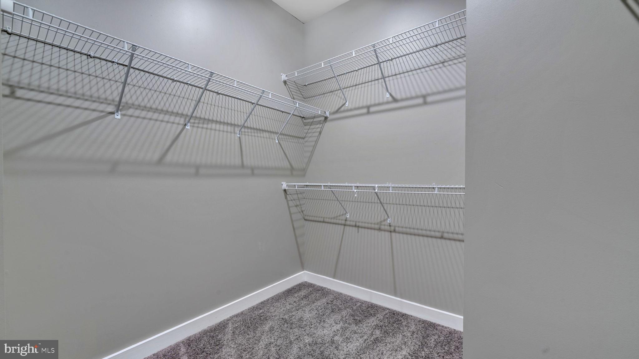 WESTCHESTER SQUARE - Residential