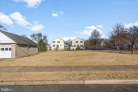 720 OAKLAND AVENUE BURLINGTON NJ 08016