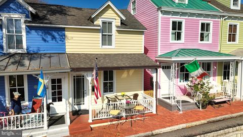 Photo of 14 Dalby Alley, NEW CASTLE, DE 19720 (MLS # DENC2092528)