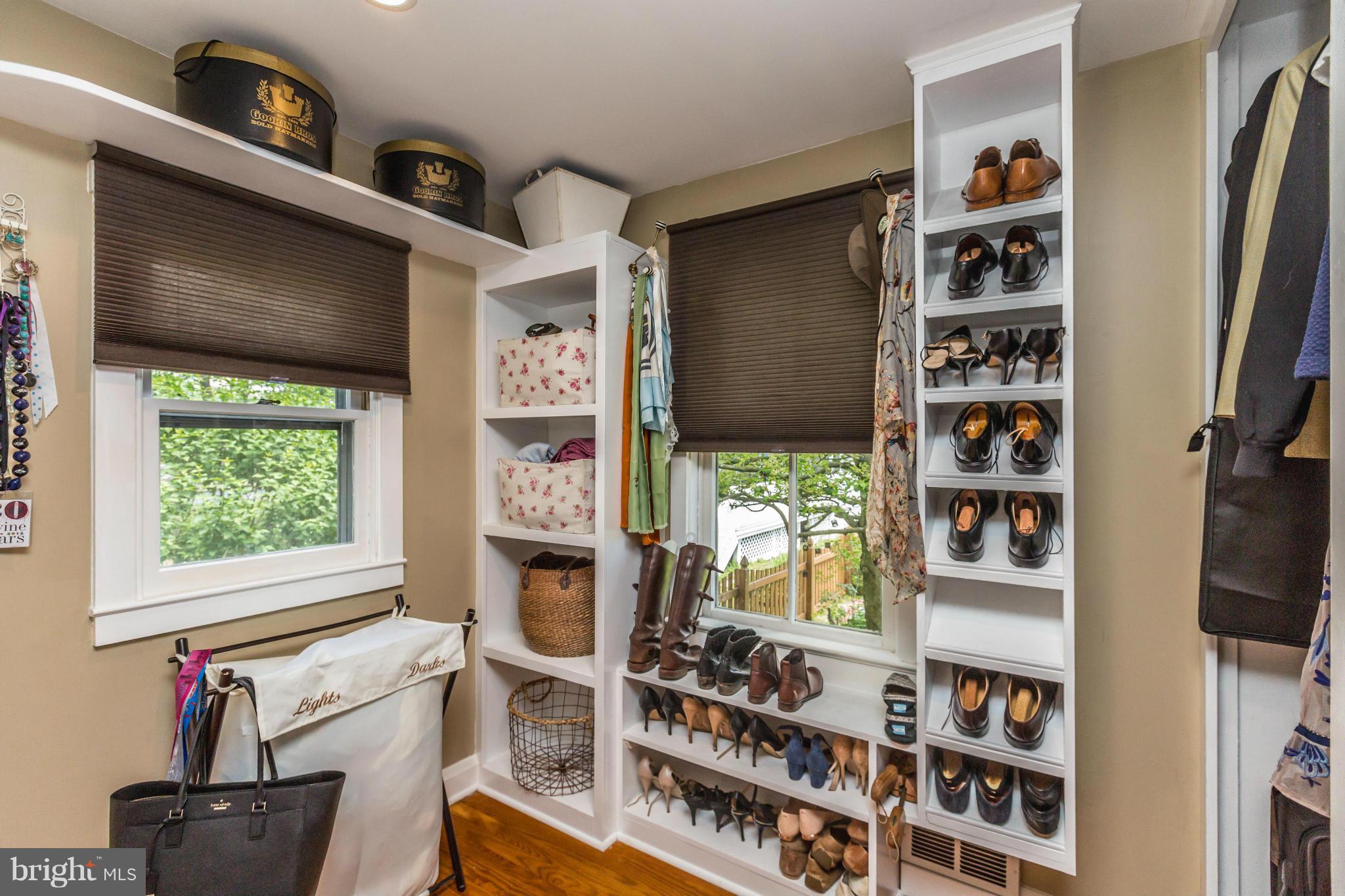 LAKE FALLS - Residential