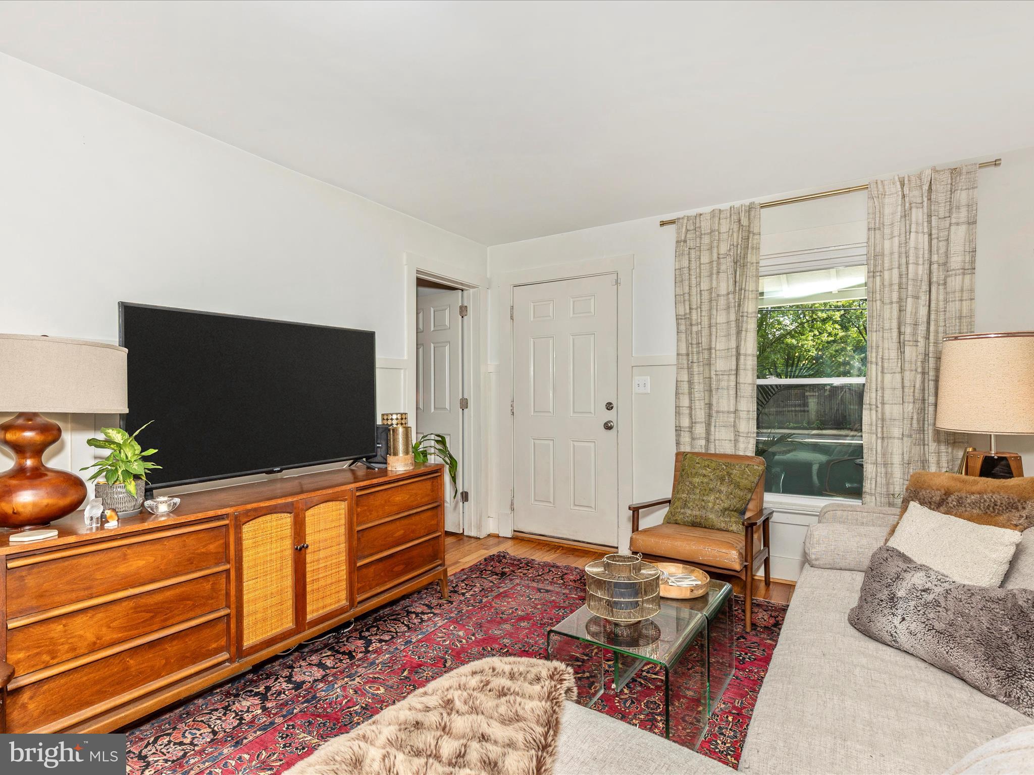 DOWNTOWN FREDERICK - Residential