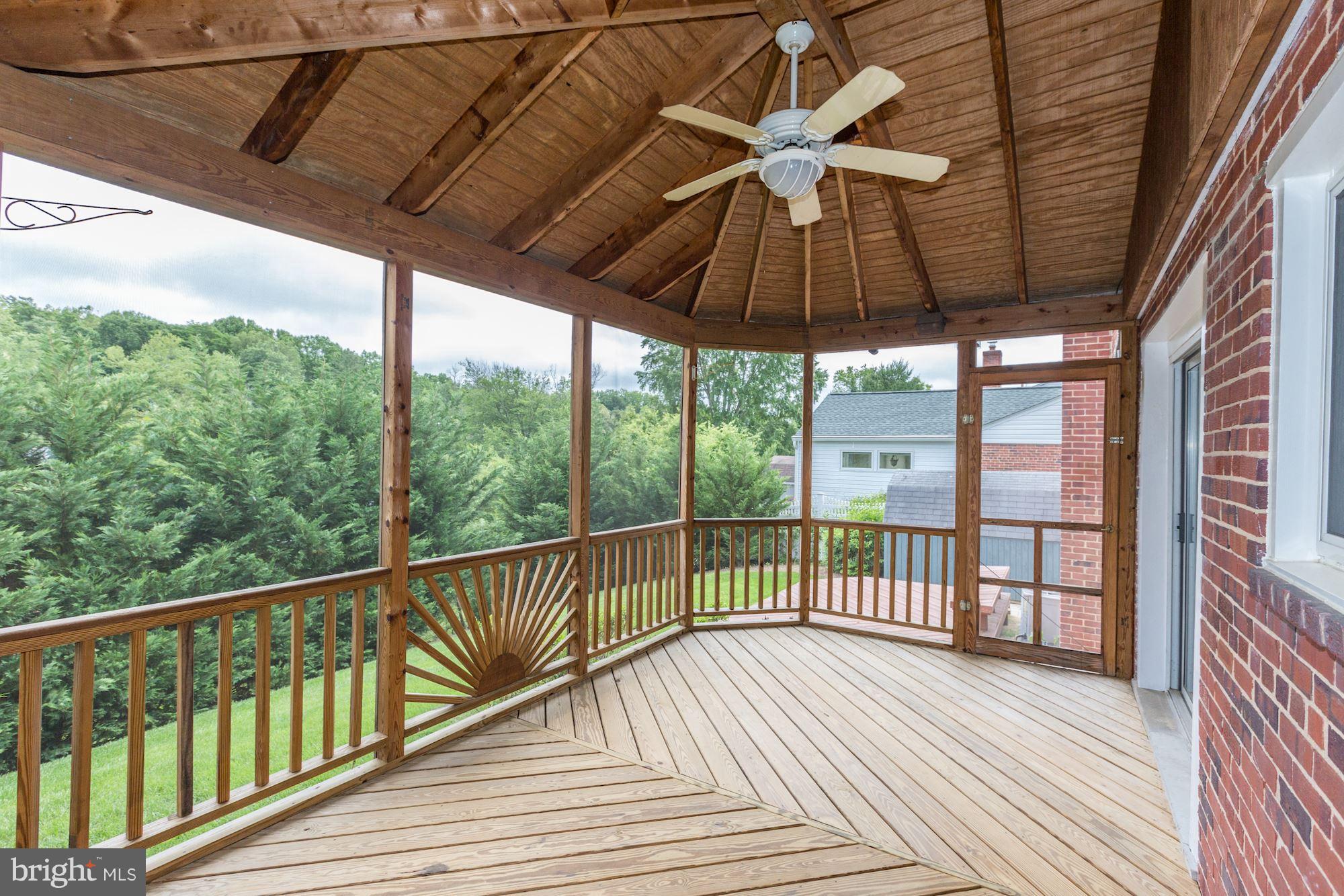 FRANKLIN PARK - Residential Lease