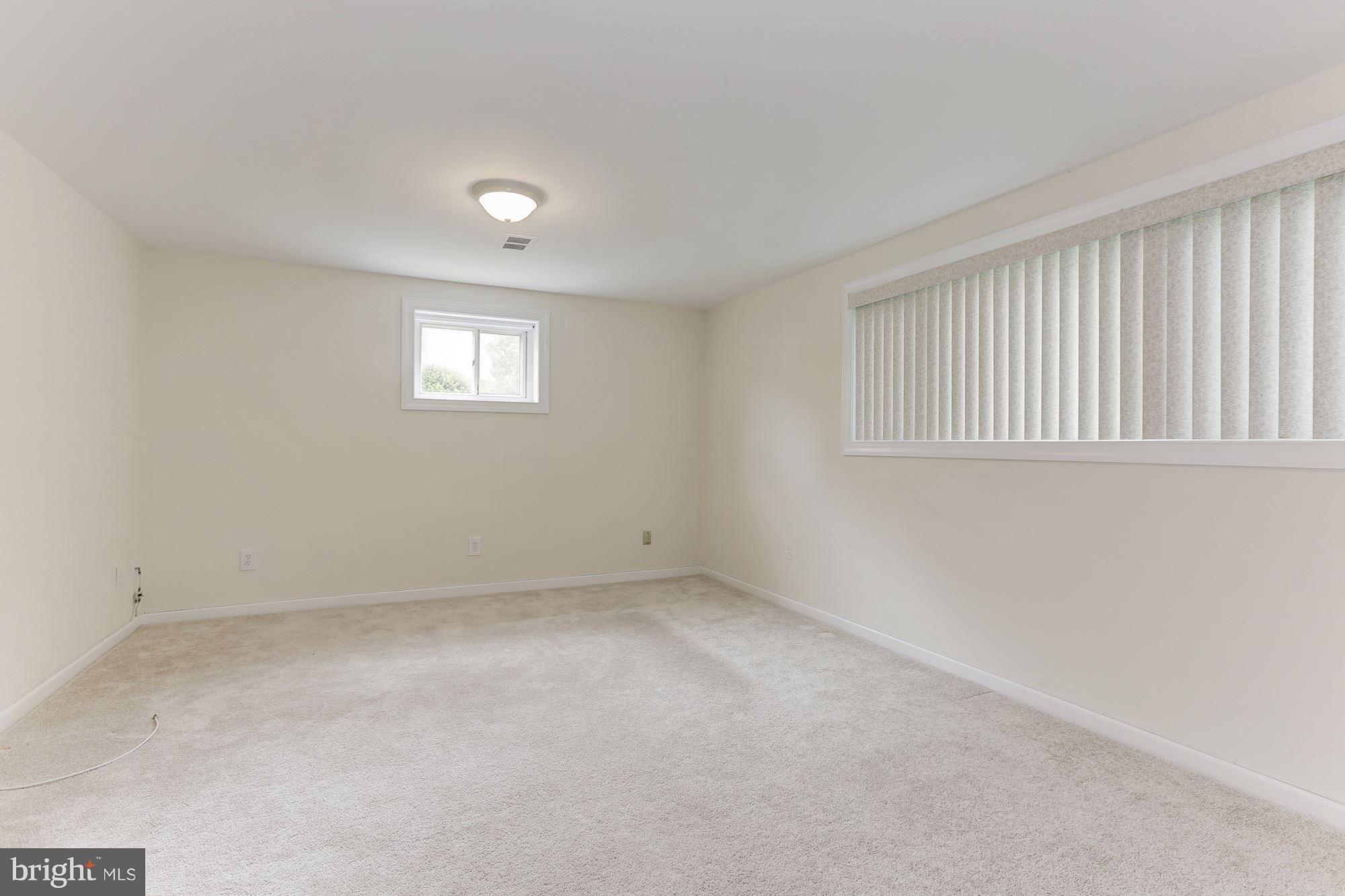 FRANKLIN PARK - Residential Lease