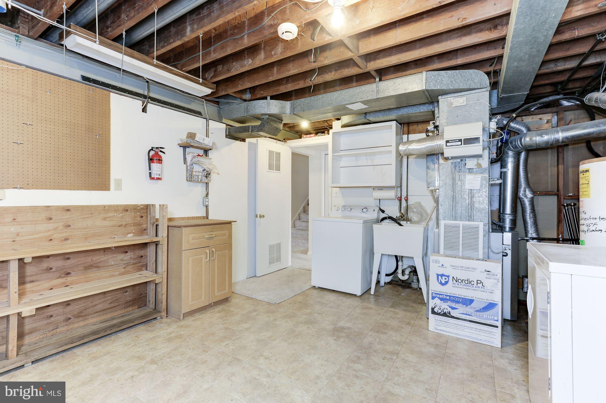 FRANKLIN PARK - Residential Lease