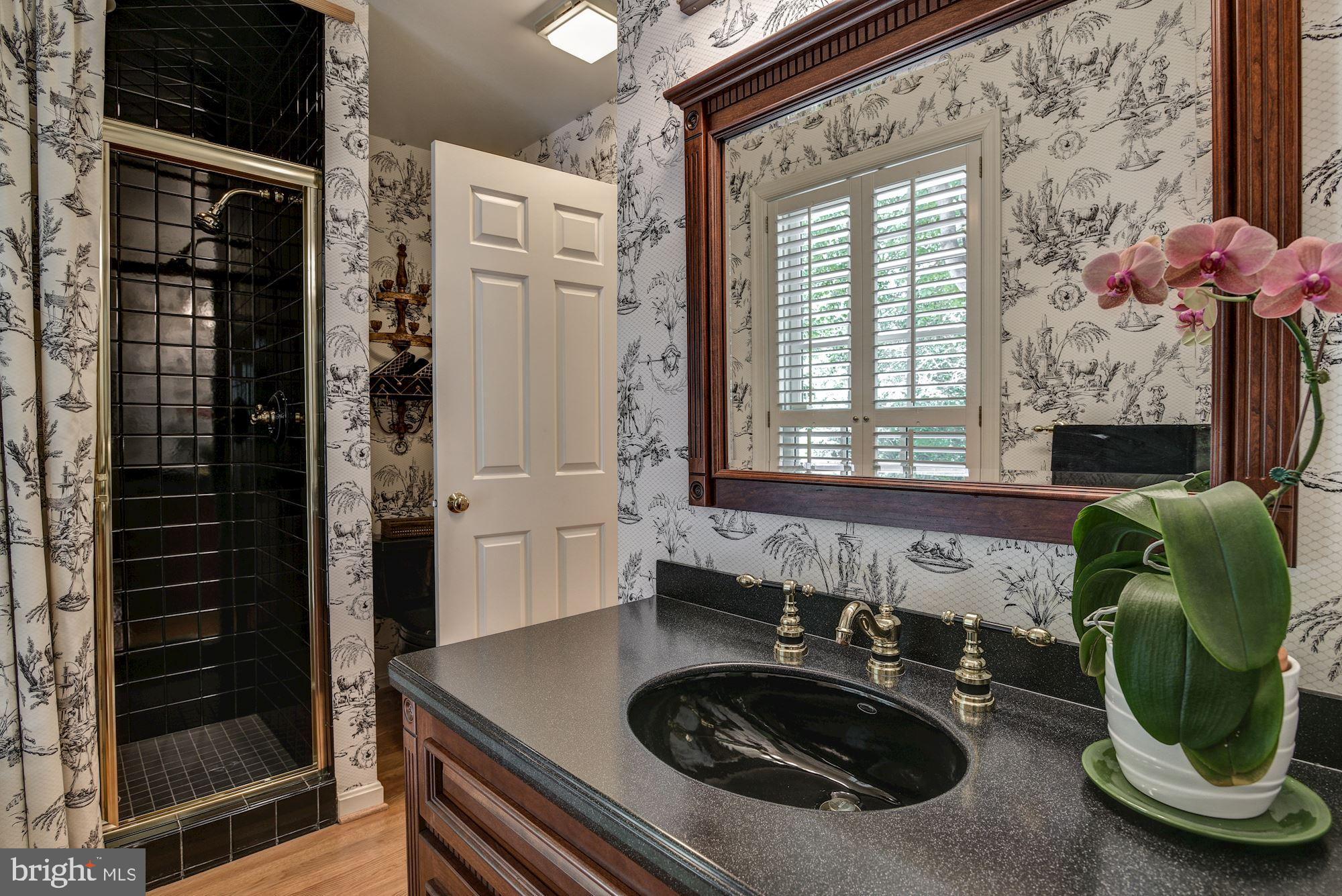 RIVER FALLS - Residential