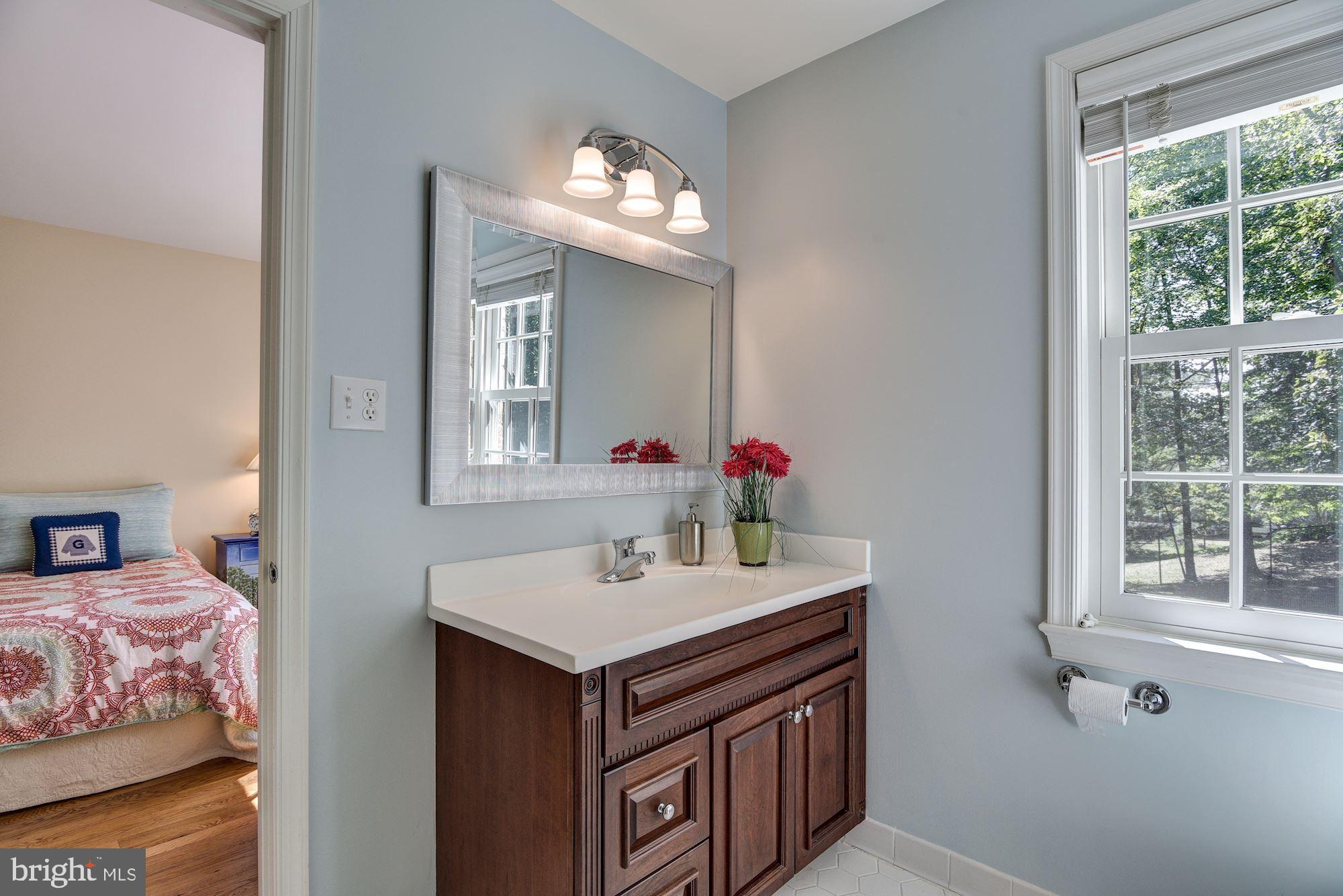 RIVER FALLS - Residential