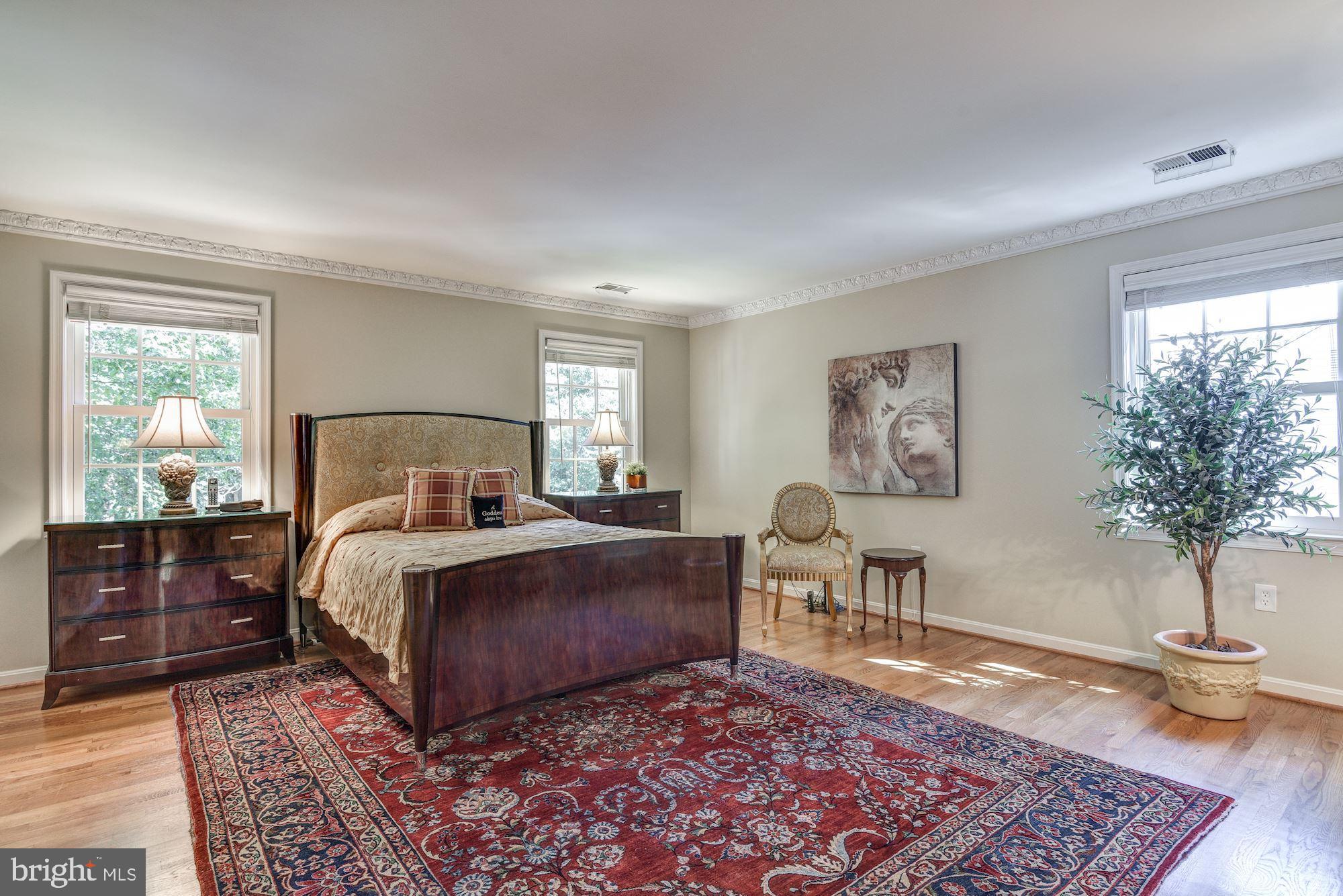 RIVER FALLS - Residential