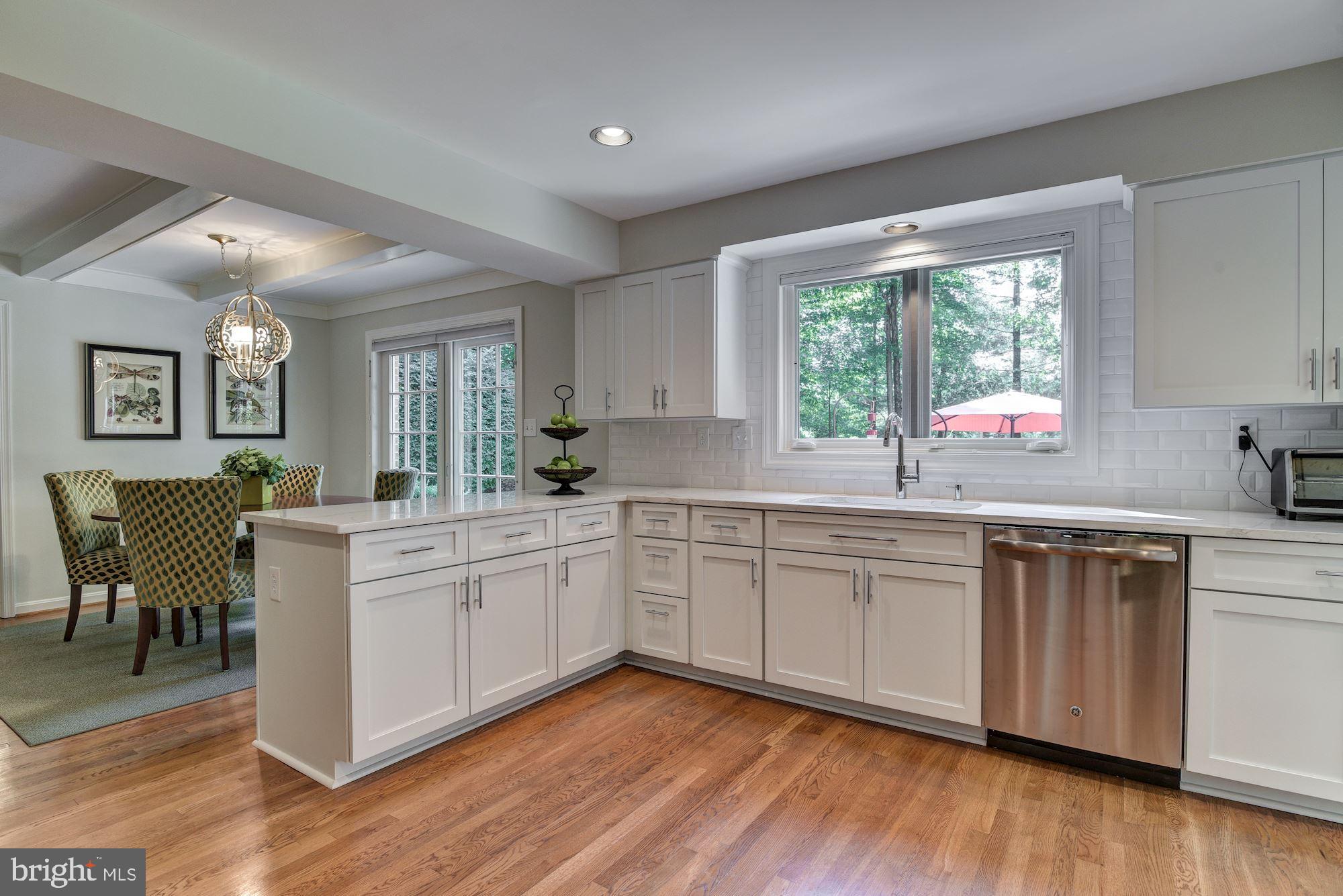 RIVER FALLS - Residential