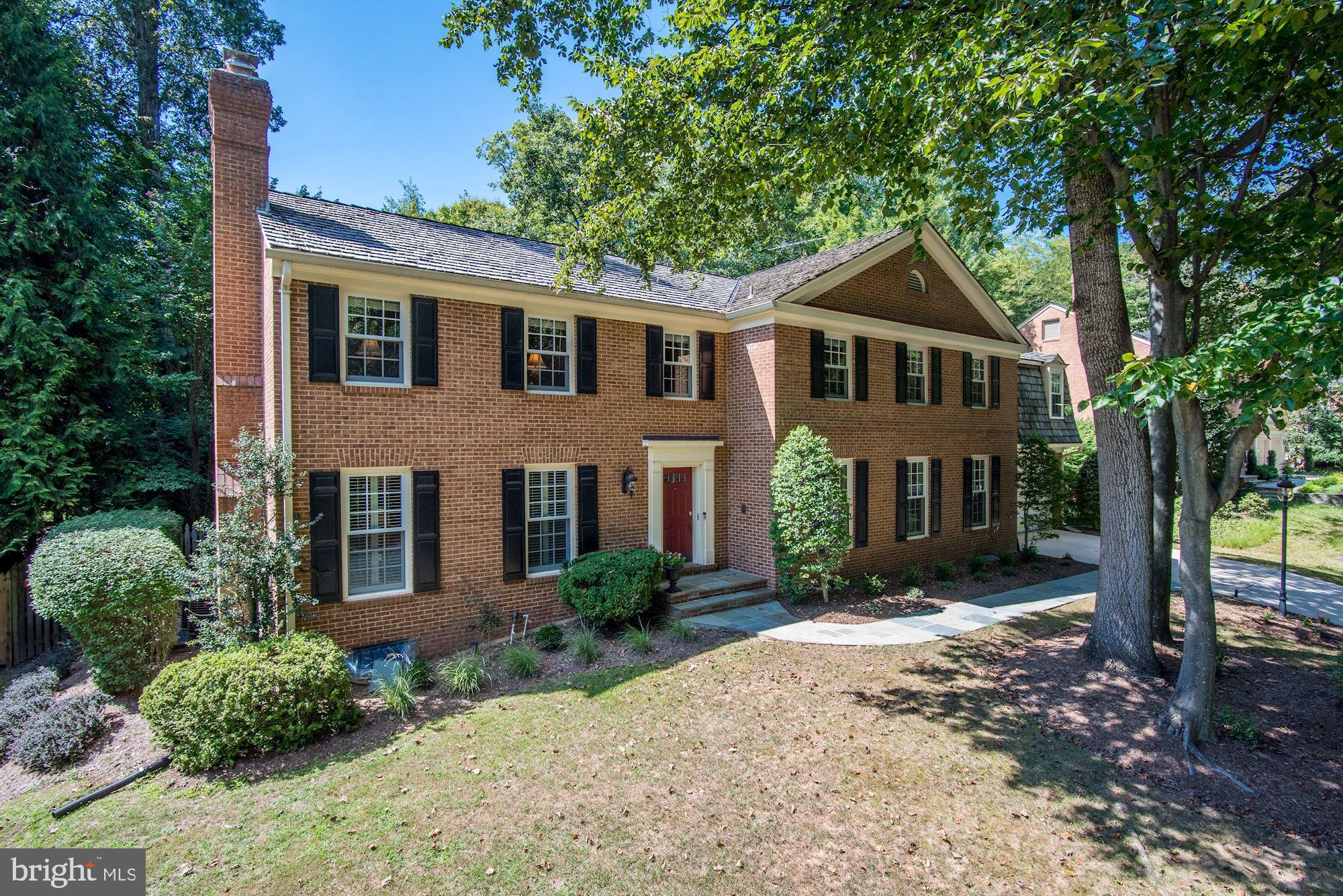 RIVER FALLS - Residential