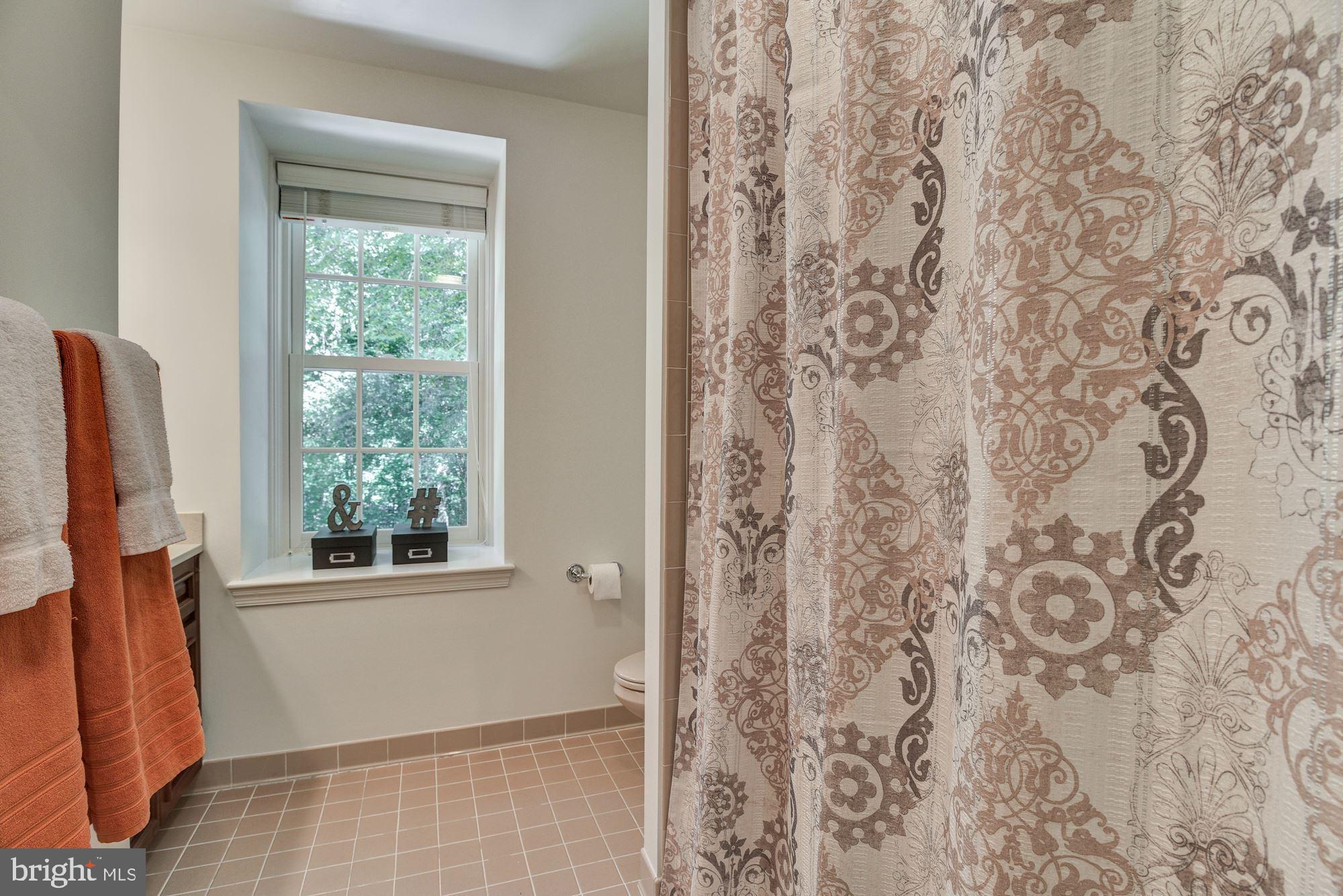 RIVER FALLS - Residential