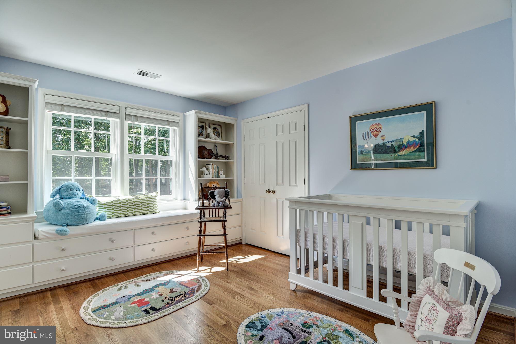 RIVER FALLS - Residential