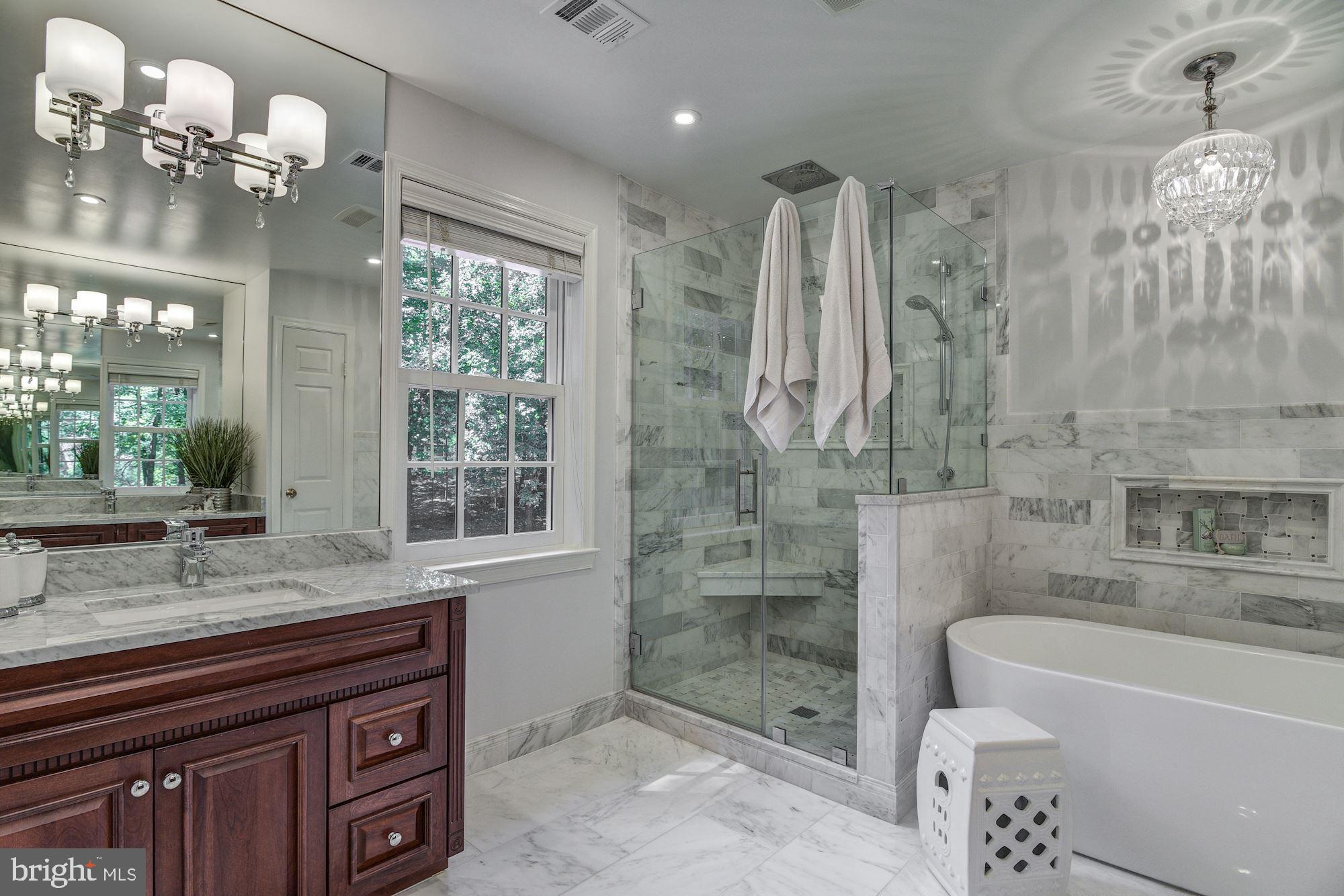 RIVER FALLS - Residential