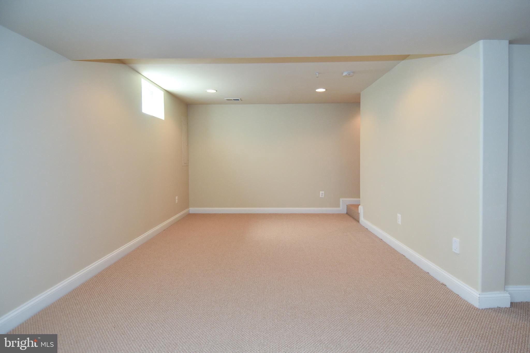 CHELTENHAM - Residential