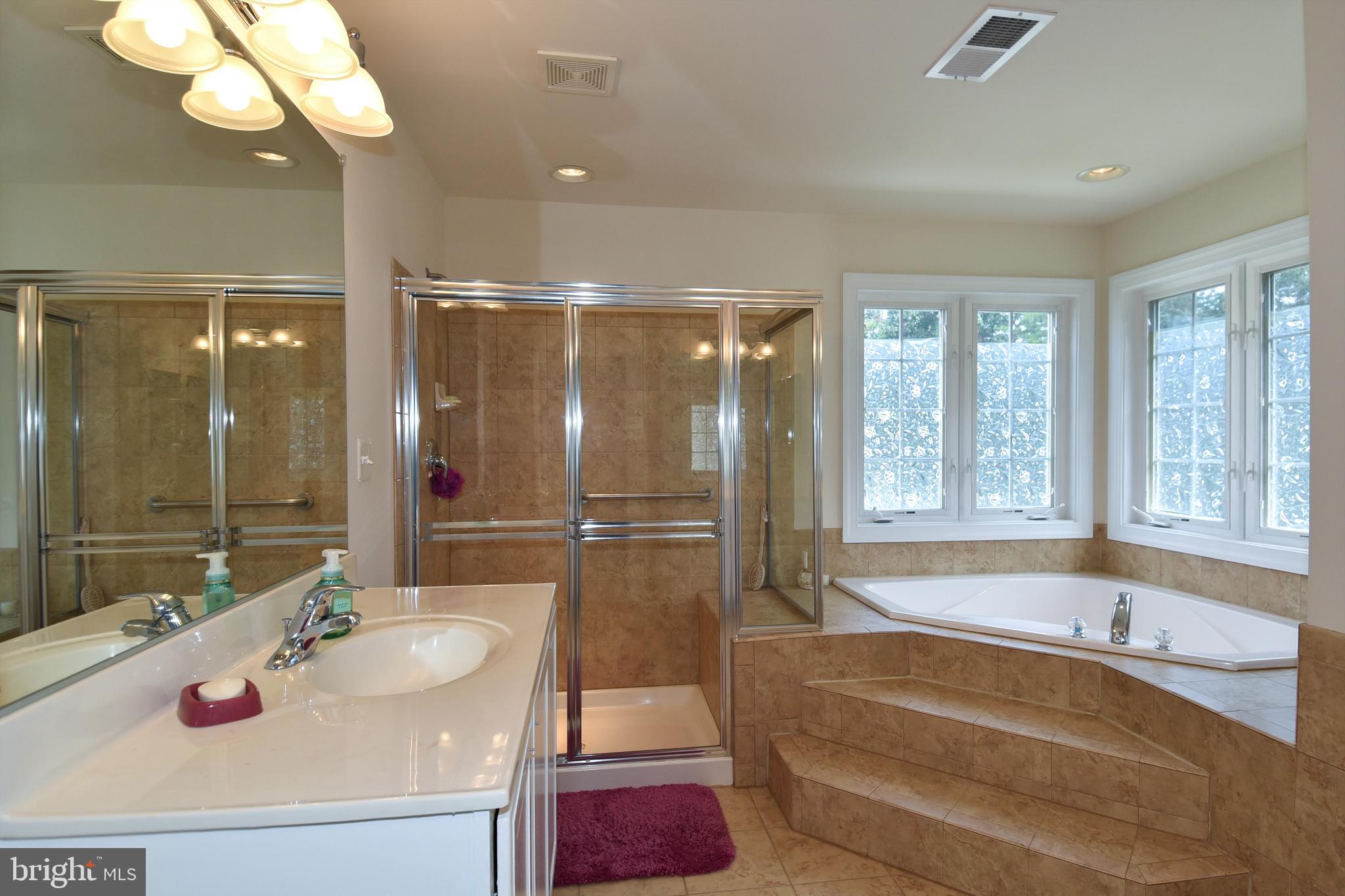 CHELTENHAM - Residential