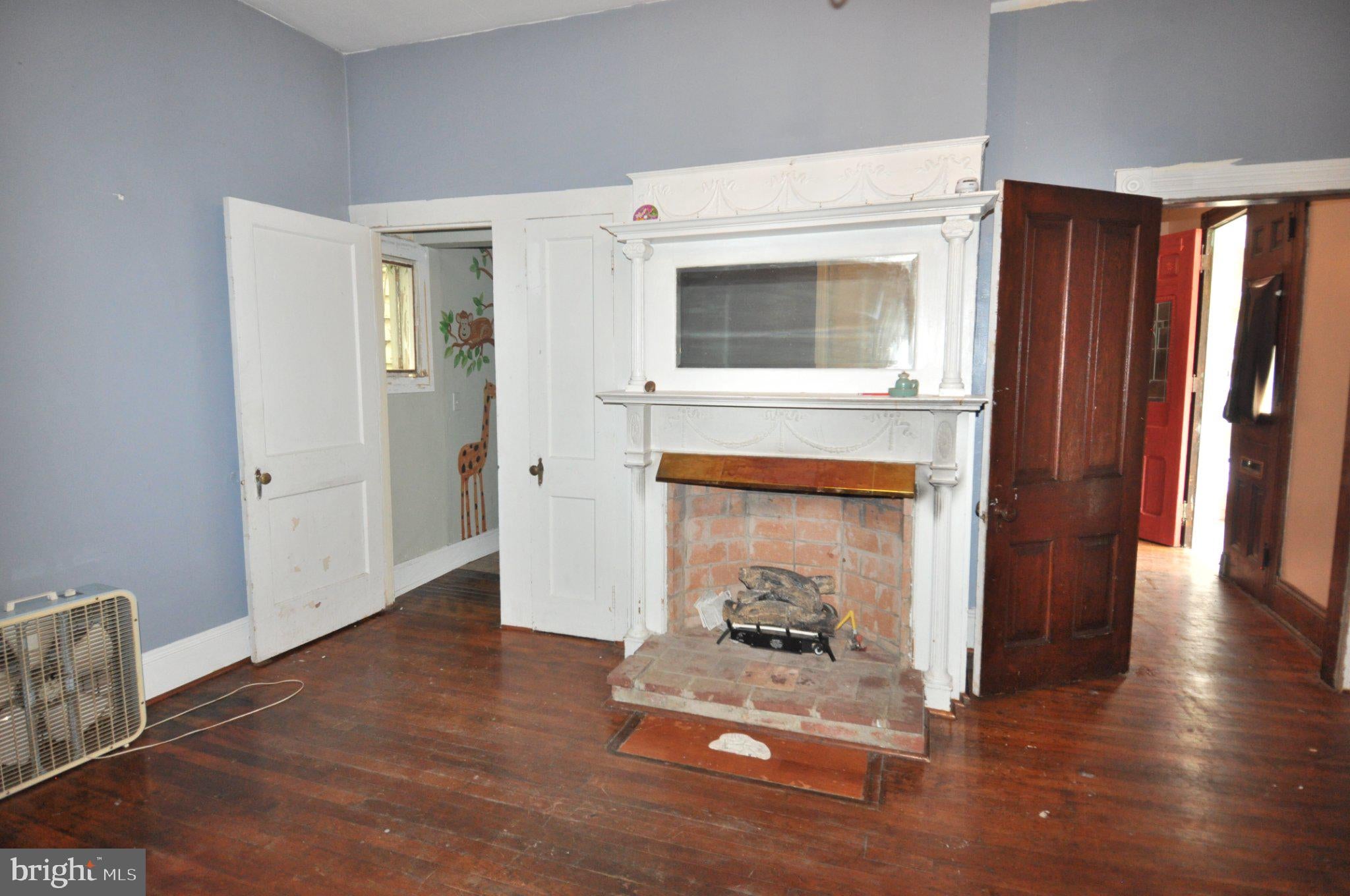 405 MARKET STREET