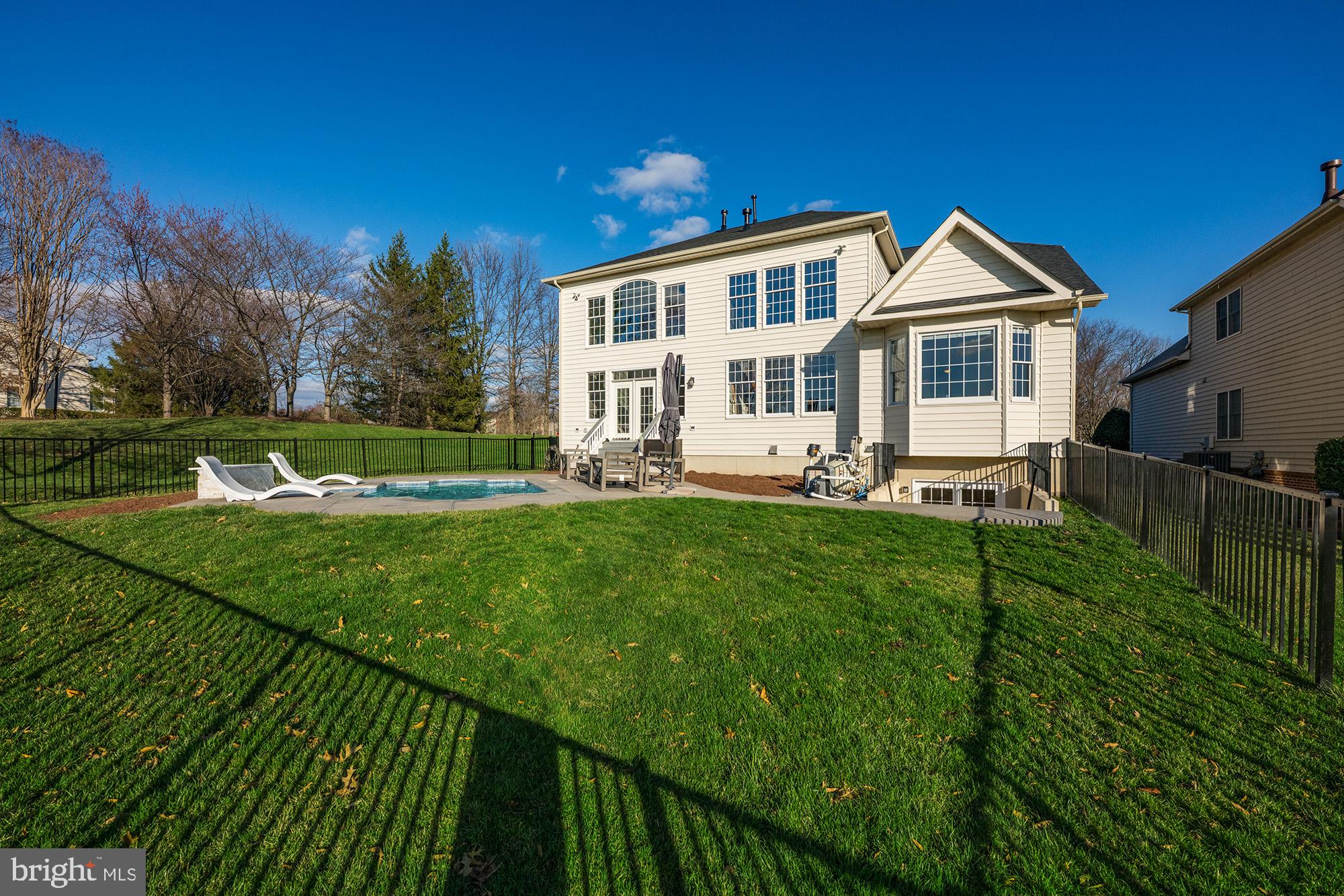 BELMONT COUNTRY CLUB - Residential