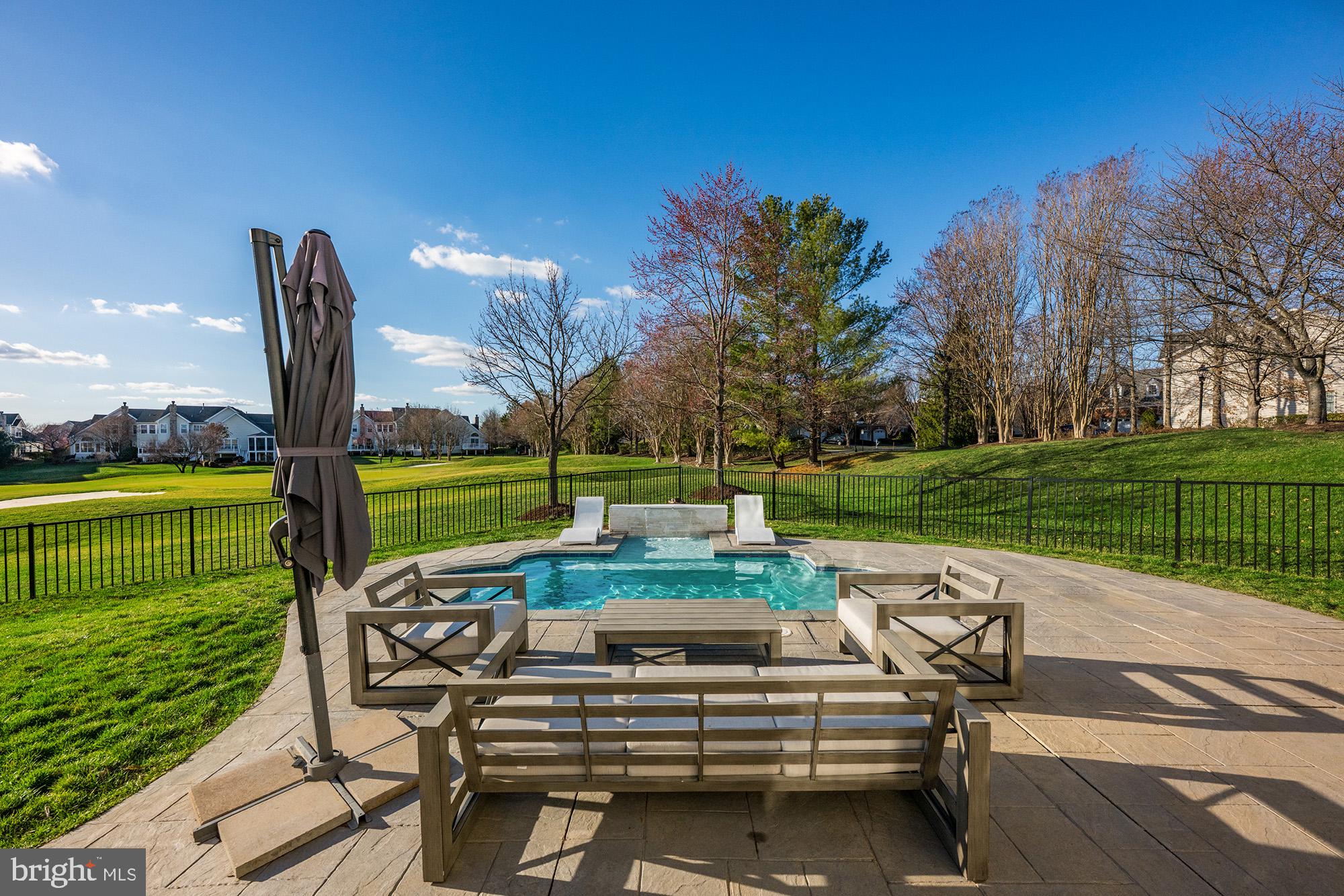 BELMONT COUNTRY CLUB - Residential