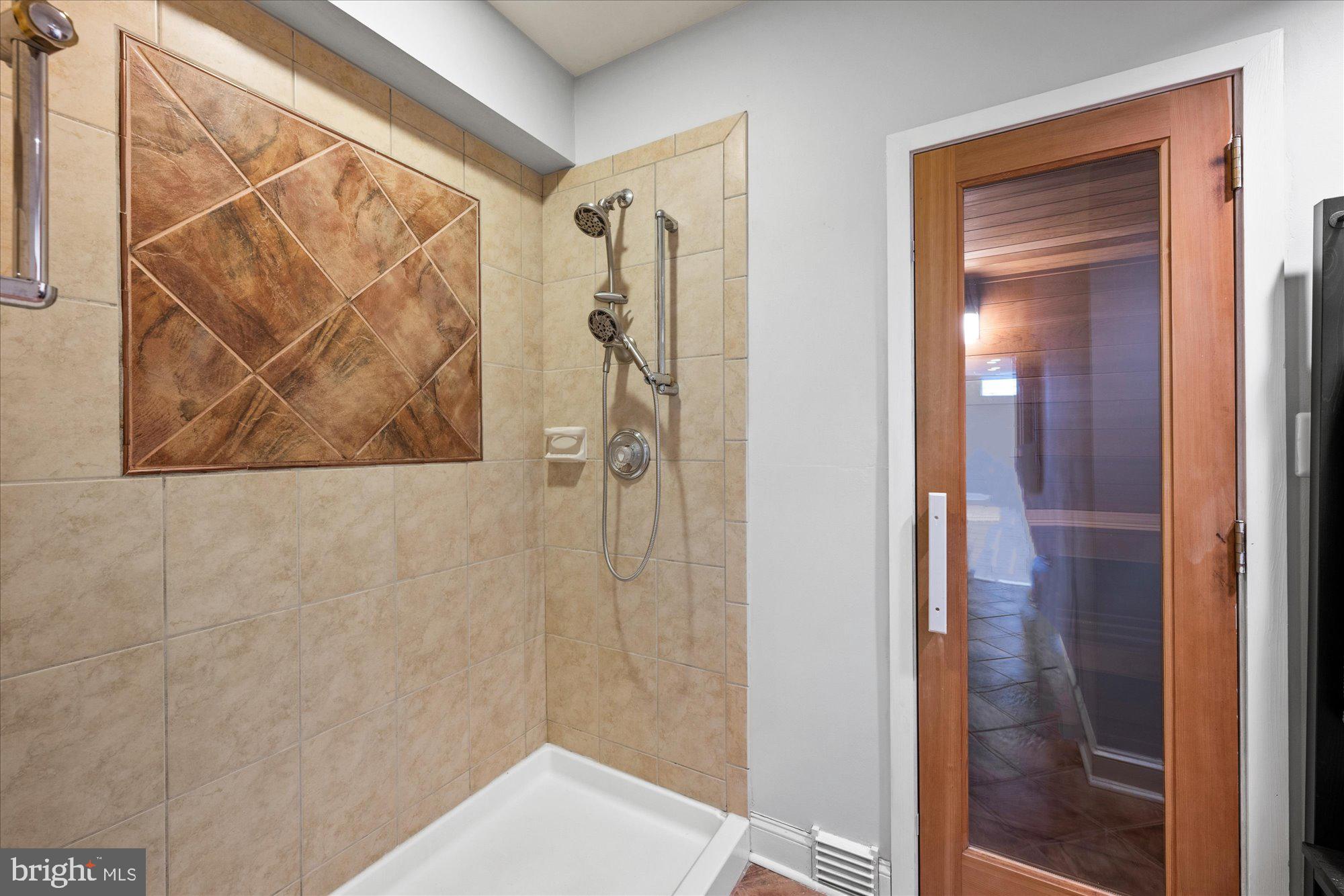 BELMONT COUNTRY CLUB - Residential