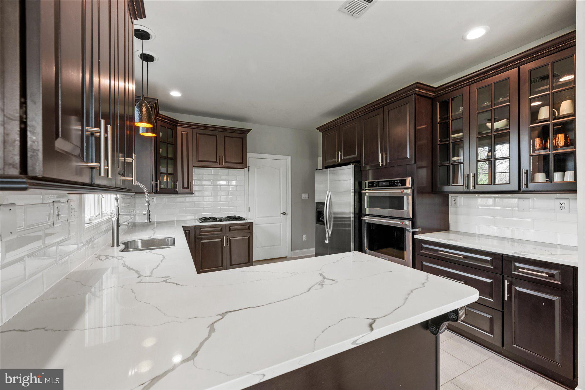 BELMONT COUNTRY CLUB - Residential