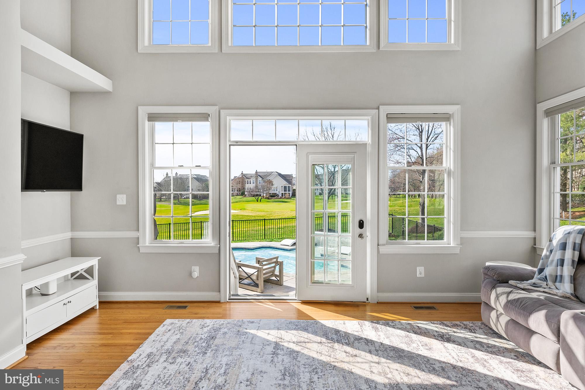 BELMONT COUNTRY CLUB - Residential