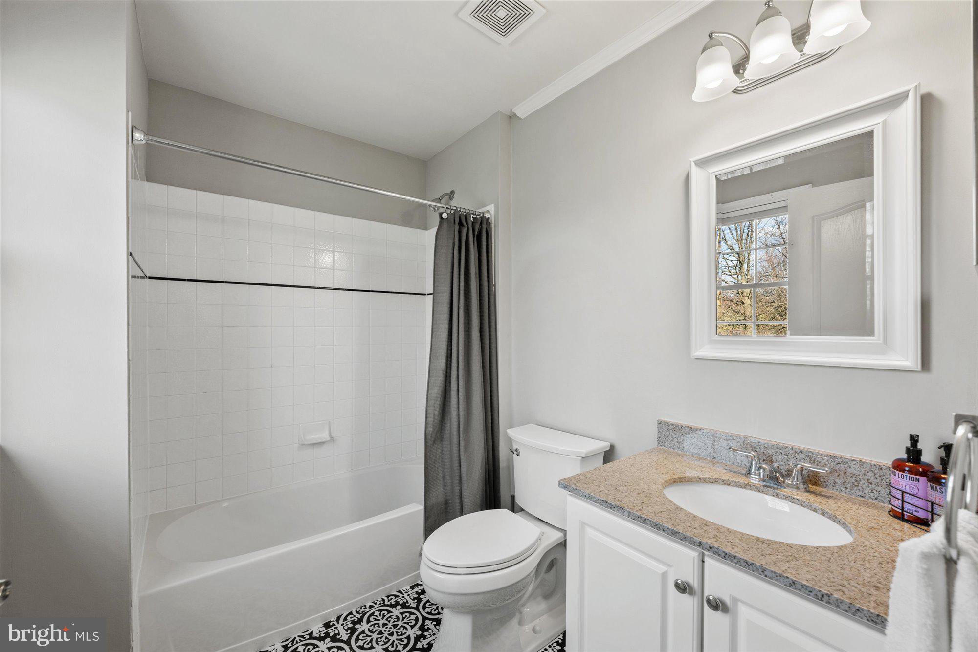 BELMONT COUNTRY CLUB - Residential