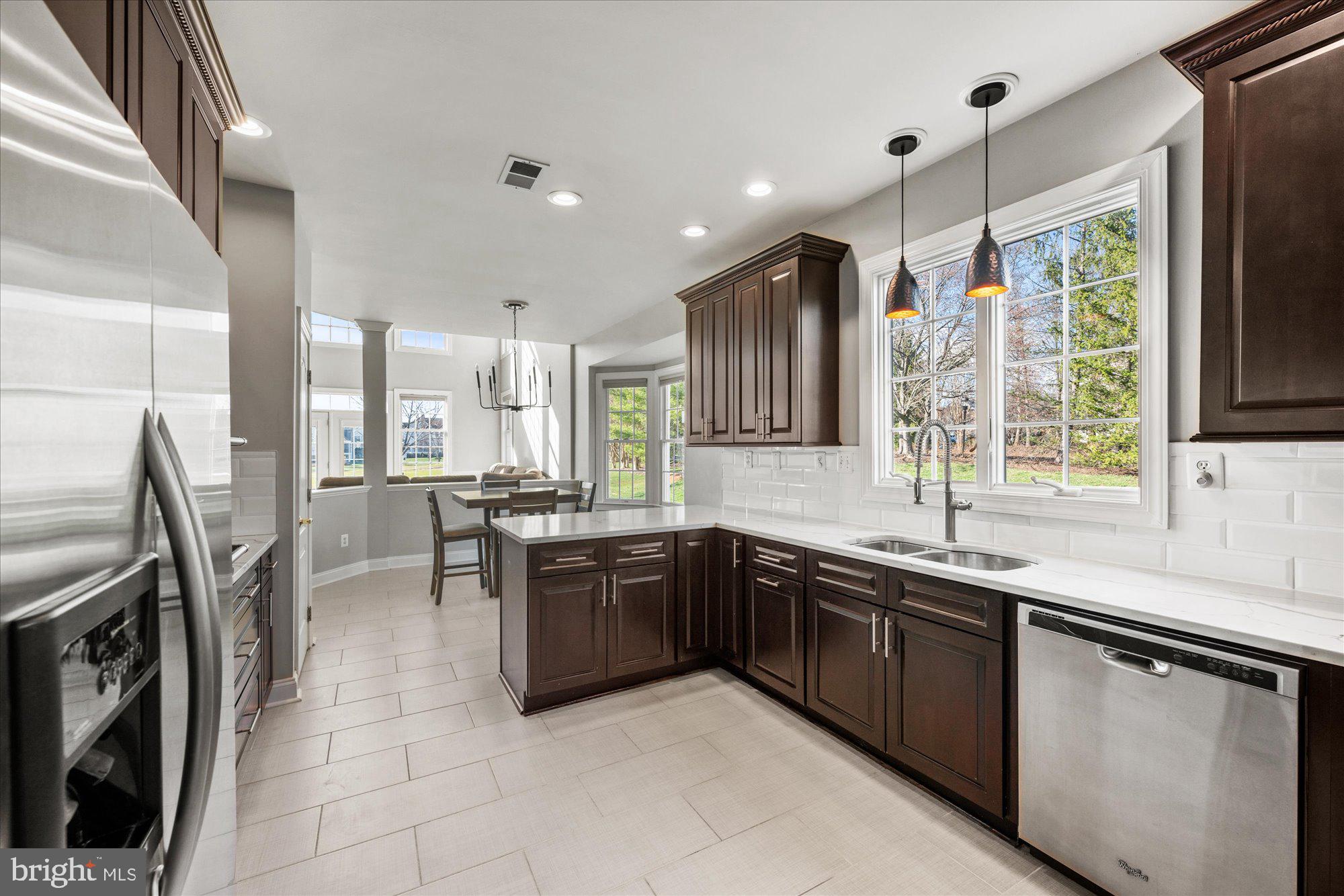 BELMONT COUNTRY CLUB - Residential