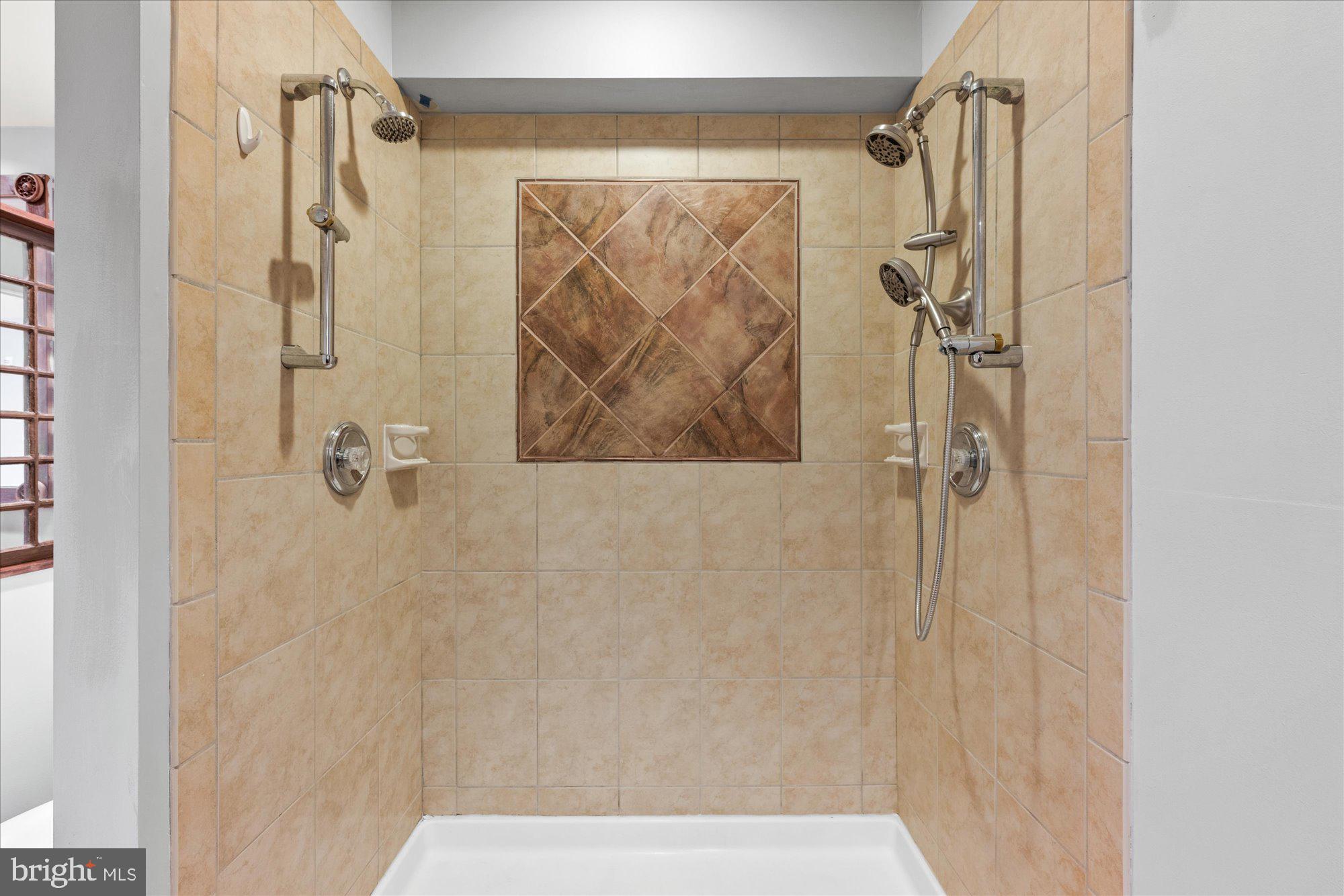 BELMONT COUNTRY CLUB - Residential