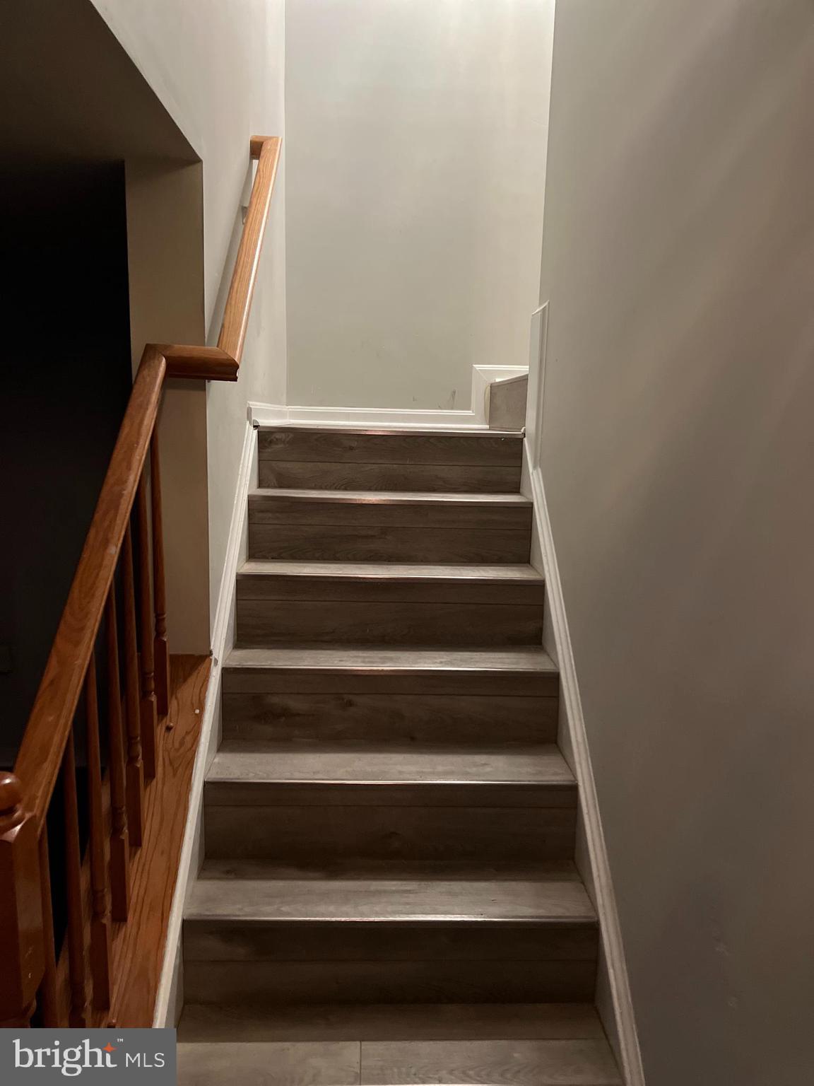 POTOMAC CROSSING - Residential Lease