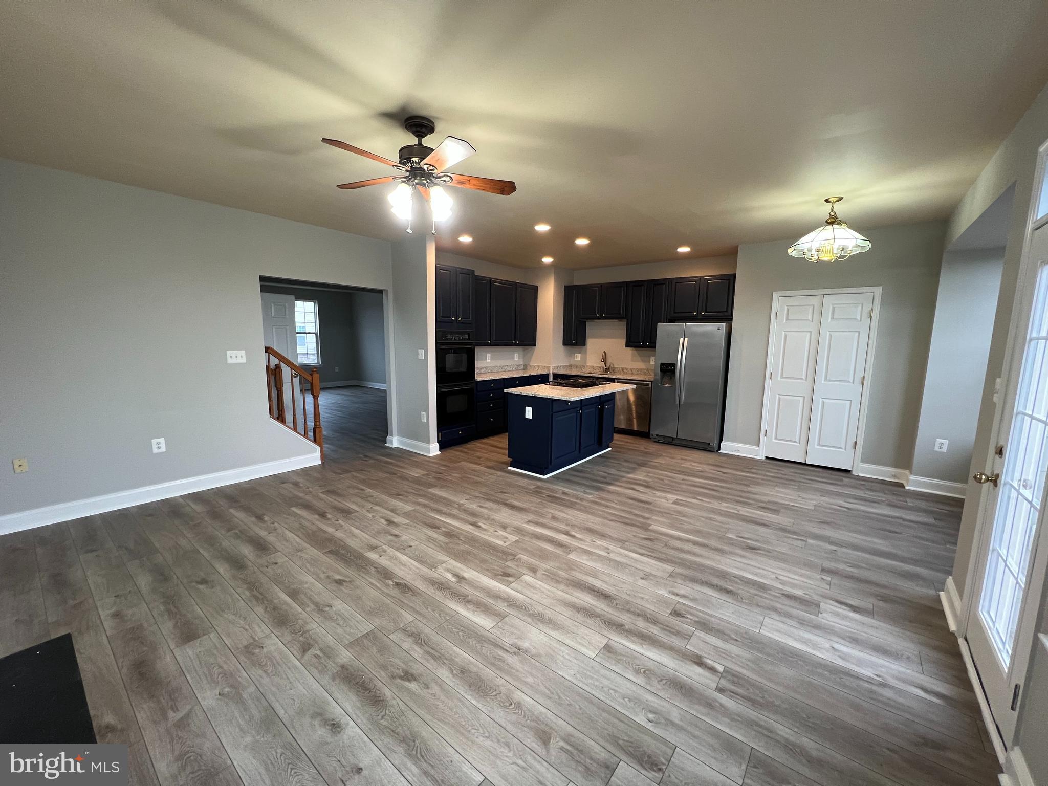 POTOMAC CROSSING - Residential Lease