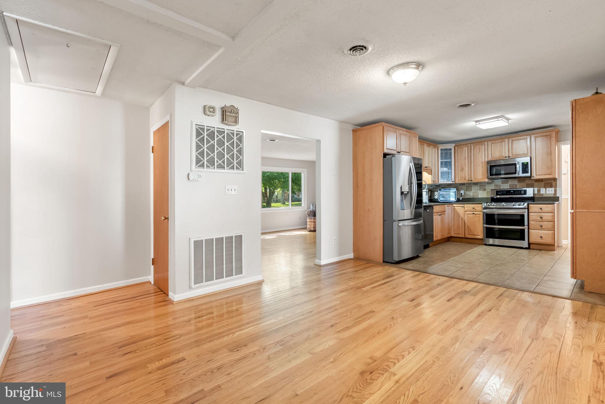 SKY-LIN PARK - Residential