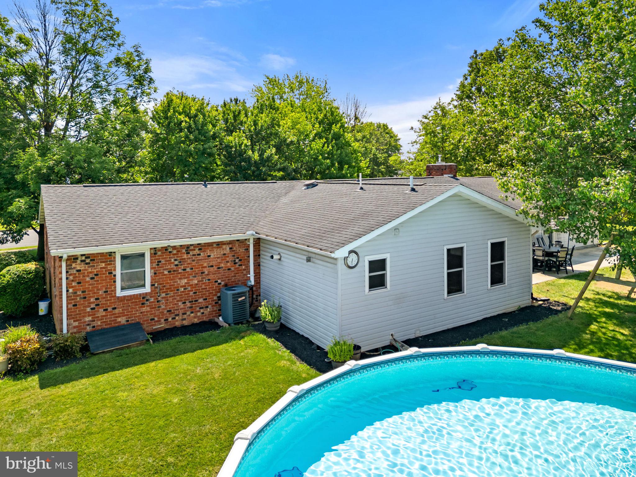 SKY-LIN PARK - Residential