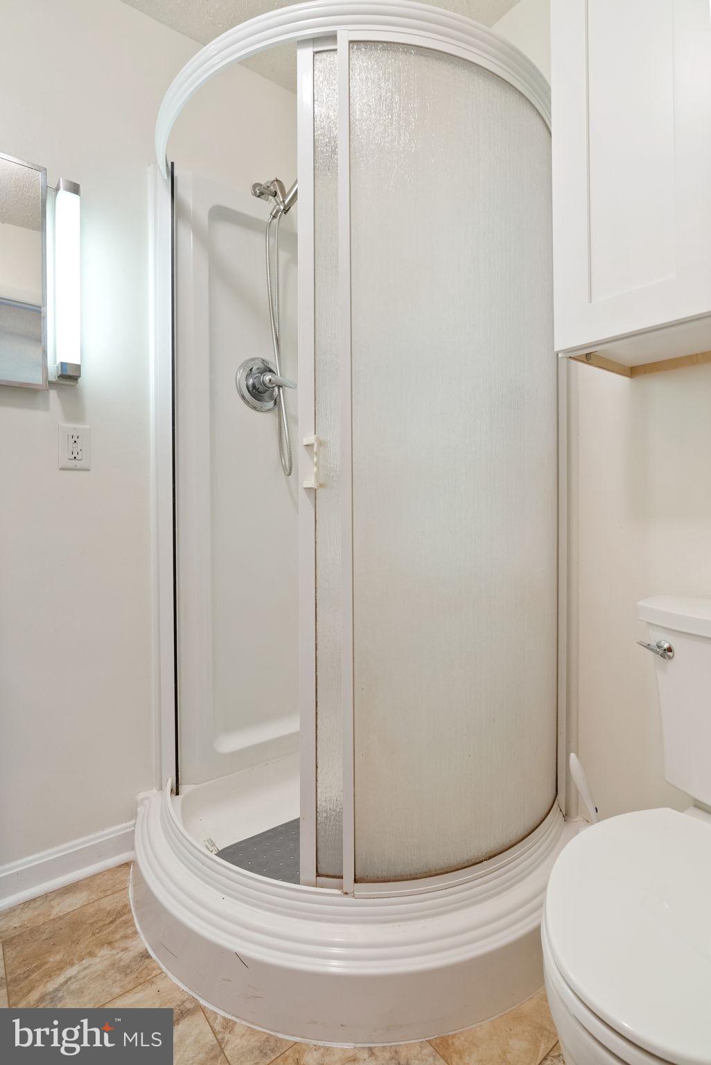 SKY-LIN PARK - Residential