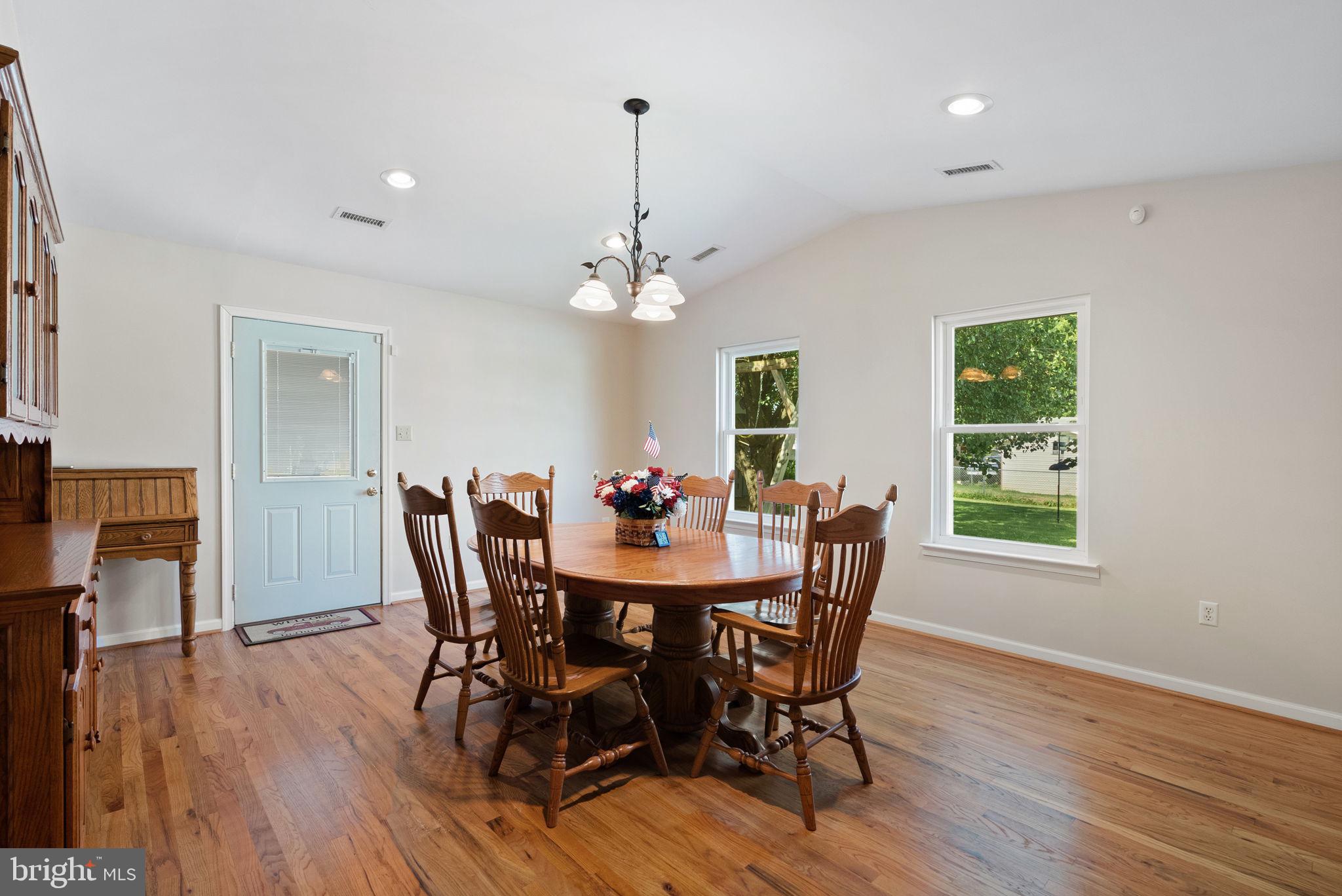 SKY-LIN PARK - Residential