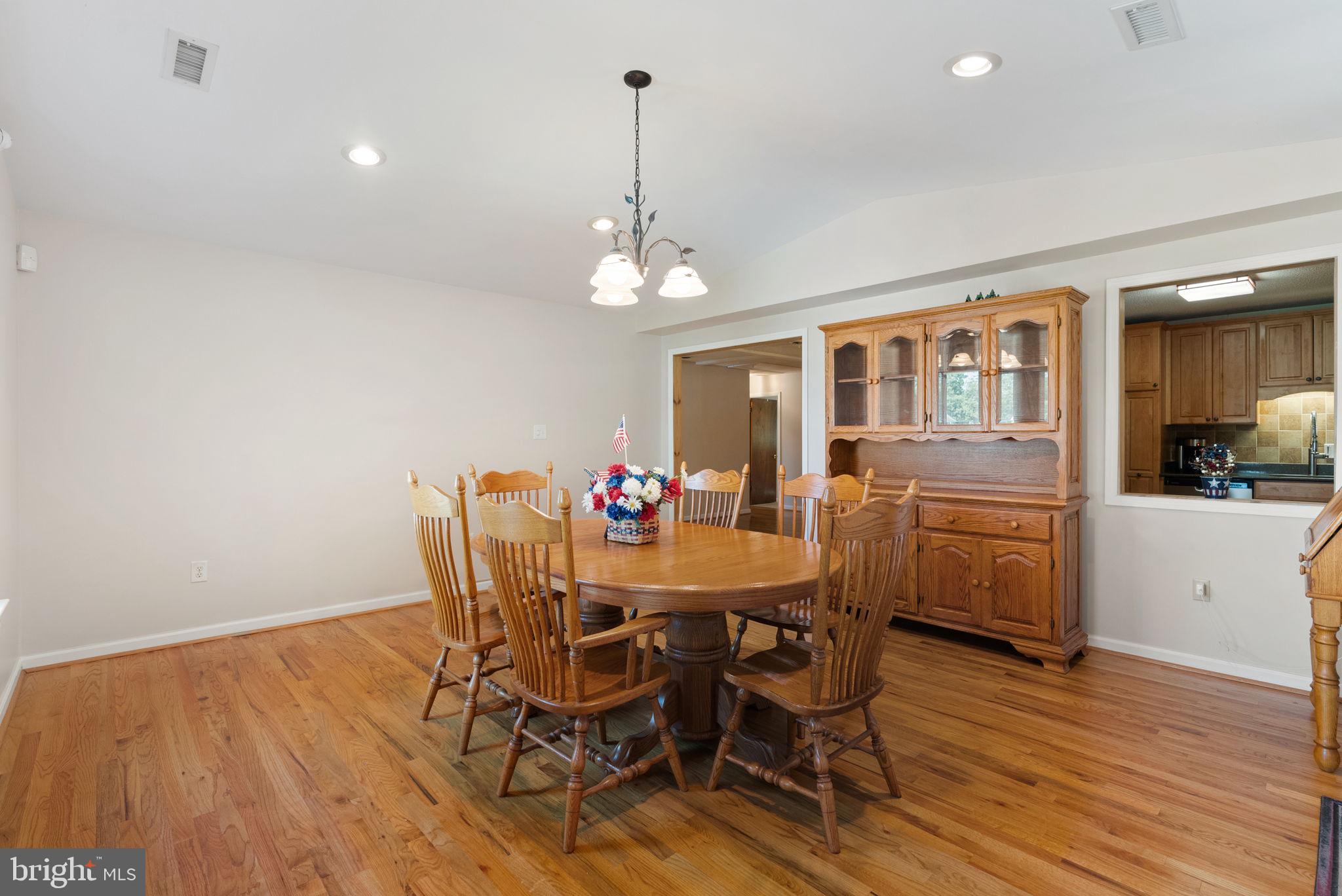 SKY-LIN PARK - Residential