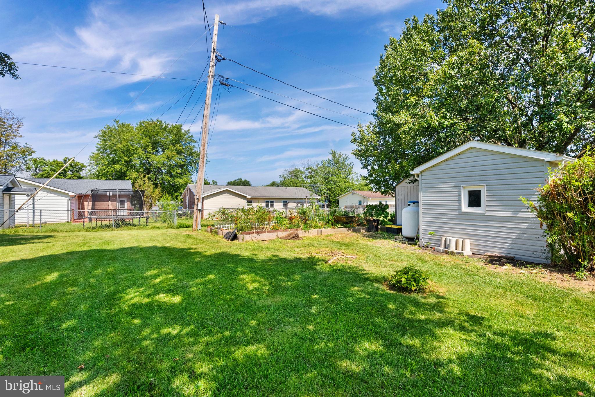 SKY-LIN PARK - Residential