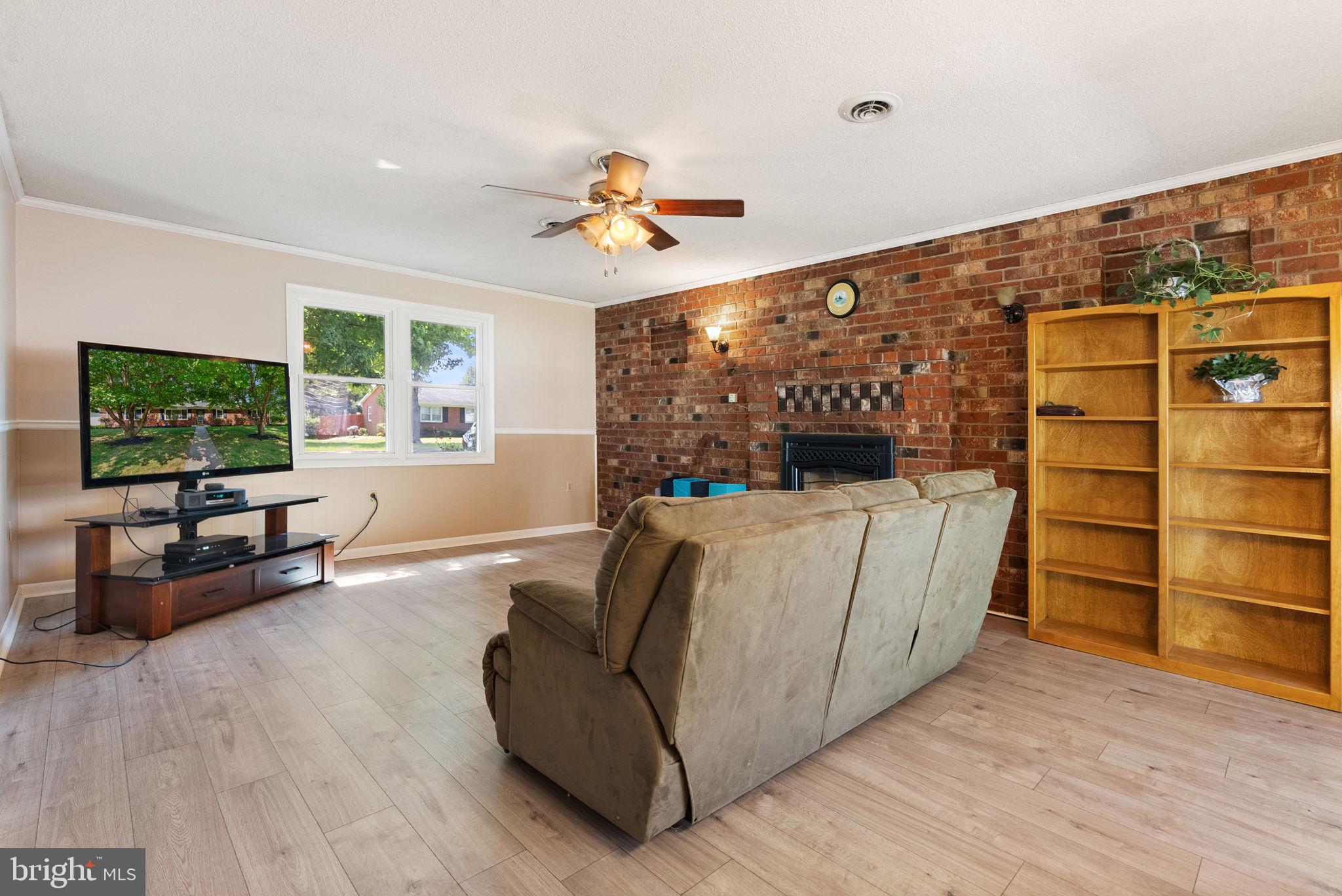 SKY-LIN PARK - Residential