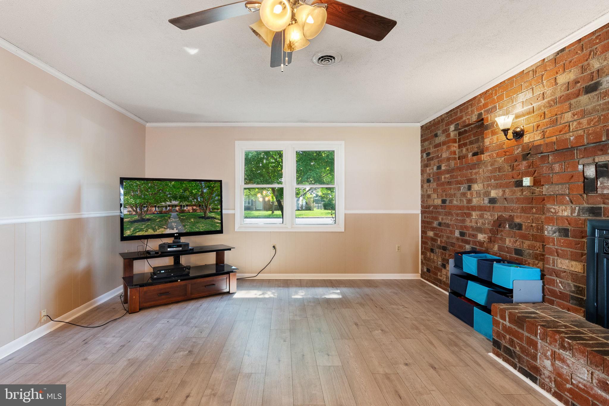 SKY-LIN PARK - Residential