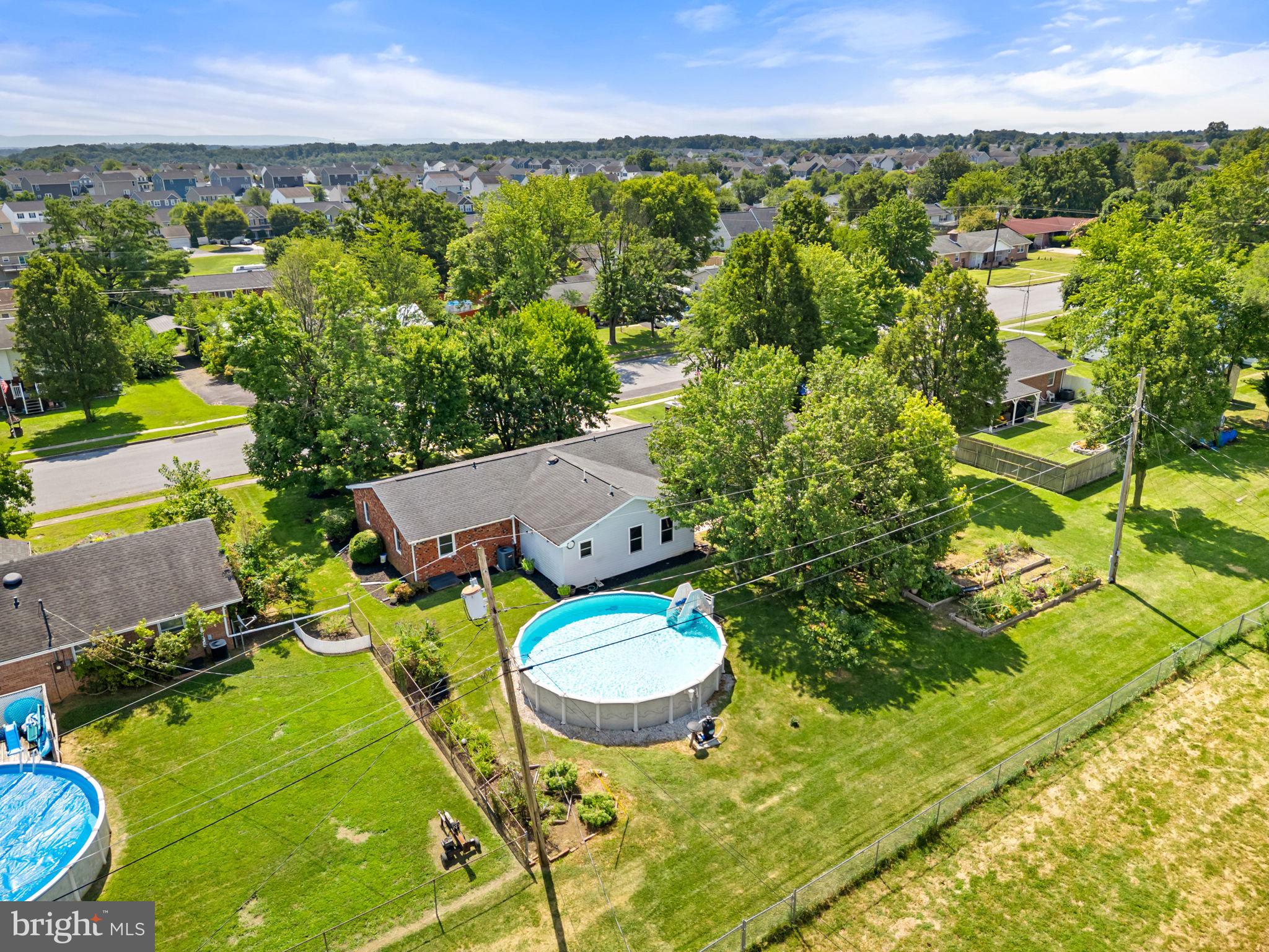 SKY-LIN PARK - Residential