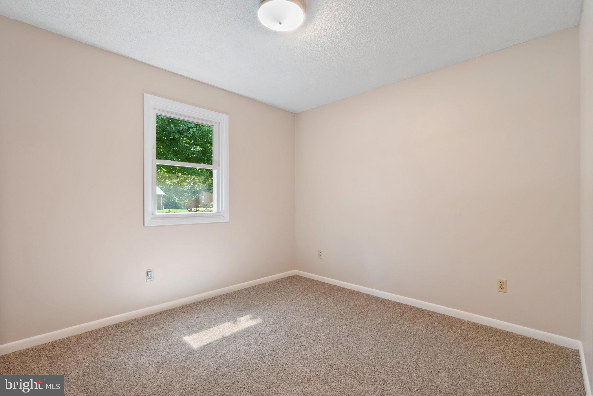 SKY-LIN PARK - Residential