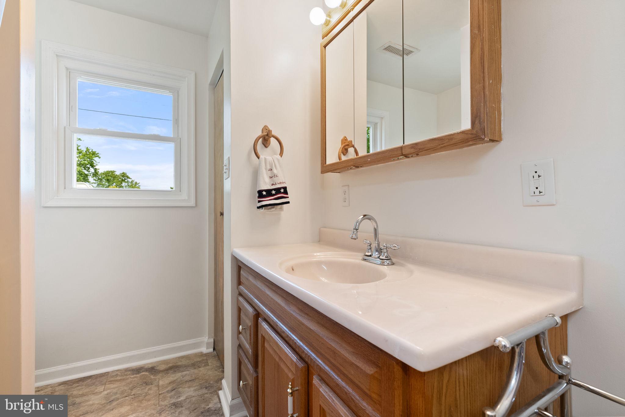 SKY-LIN PARK - Residential