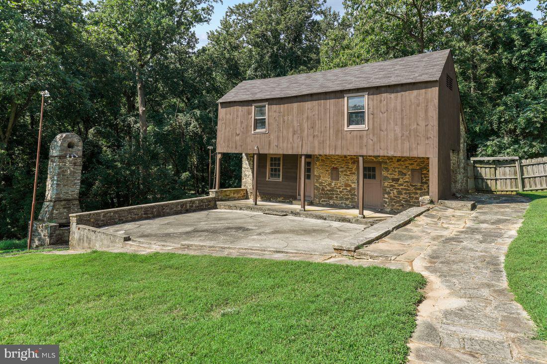 MAYS CHAPEL - Residential